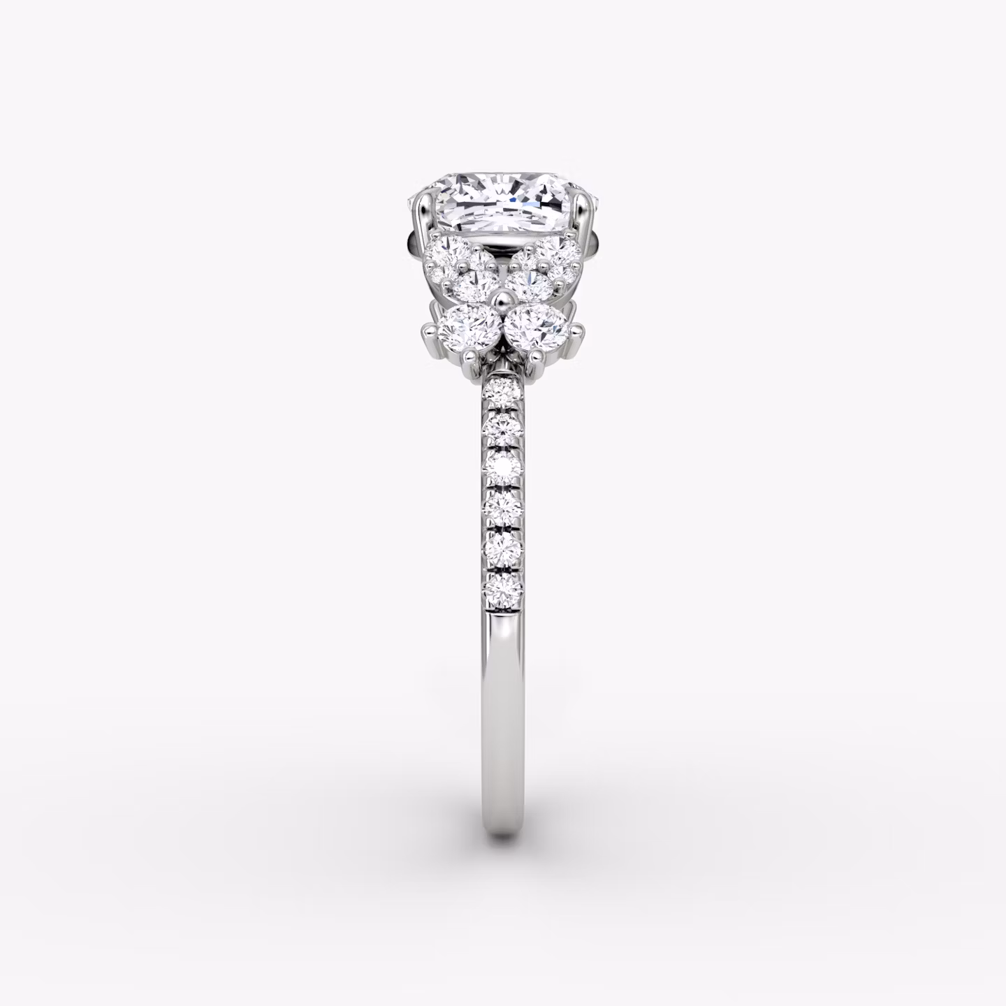 The Signature Floral  | Cushion | 18k | Weißgold | bandAccent: Mit Pavé-Besatz | diamondOrientation: vertical | caratWeight: other