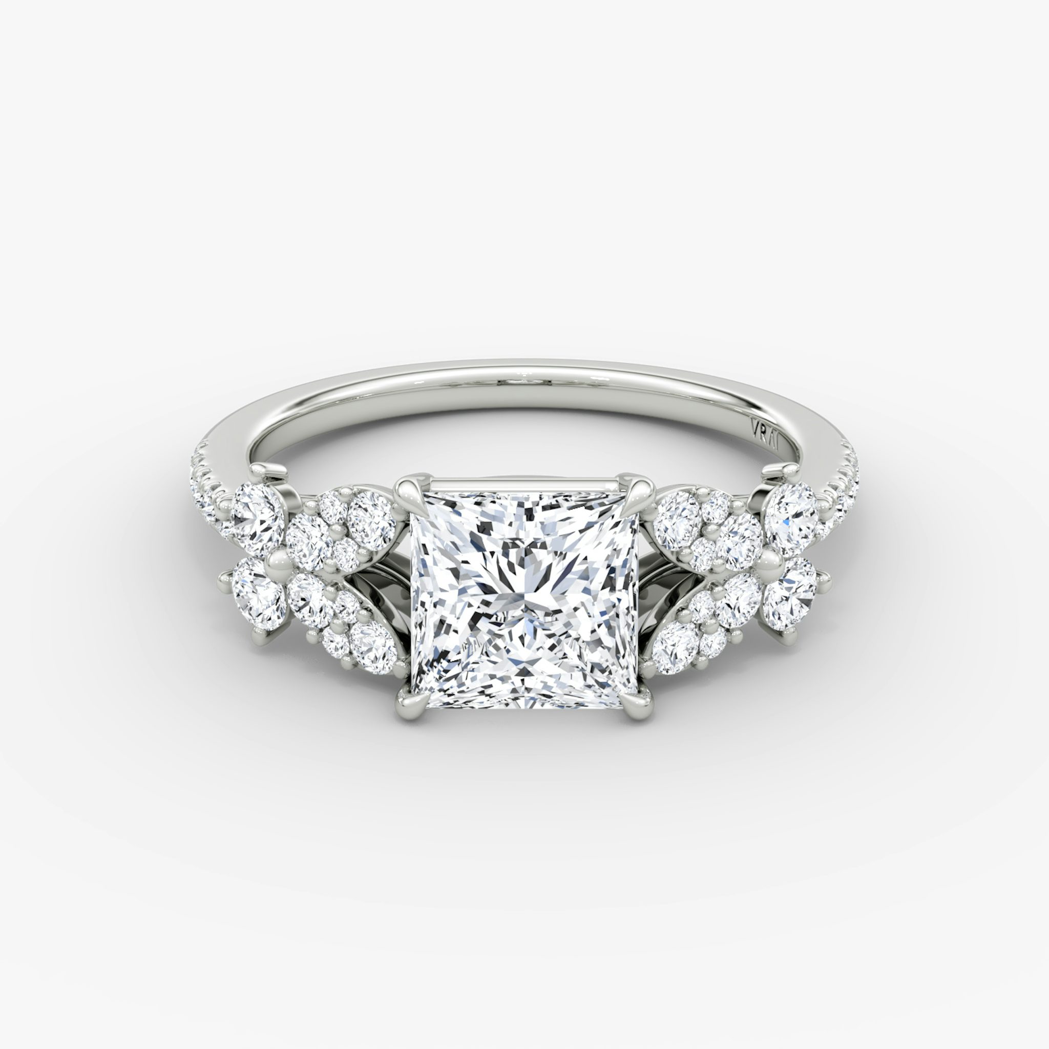 The Signature Floral | Princess | Platinum | bandAccent: Pavé | diamondOrientation: vertical | caratWeight: other