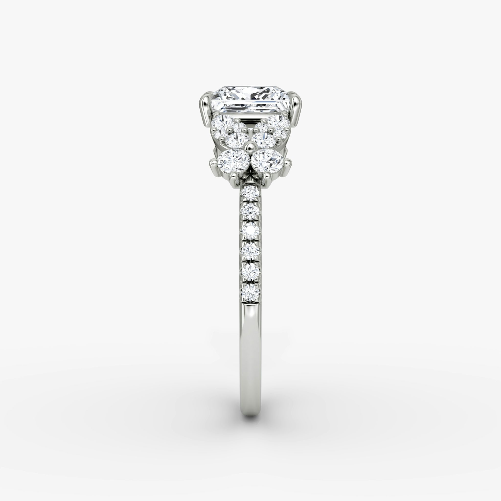 The Signature Floral | Princess | Platinum | bandAccent: Pavé | diamondOrientation: vertical | caratWeight: other
