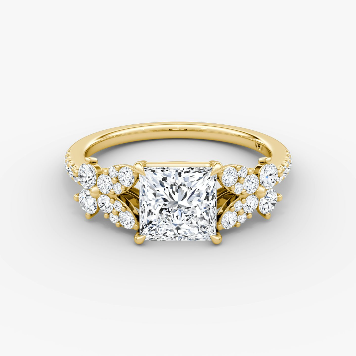 The Signature Floral  | Princess | 18k | Yellow Gold | bandAccent: Pavé | diamondOrientation: vertical | caratWeight: other
