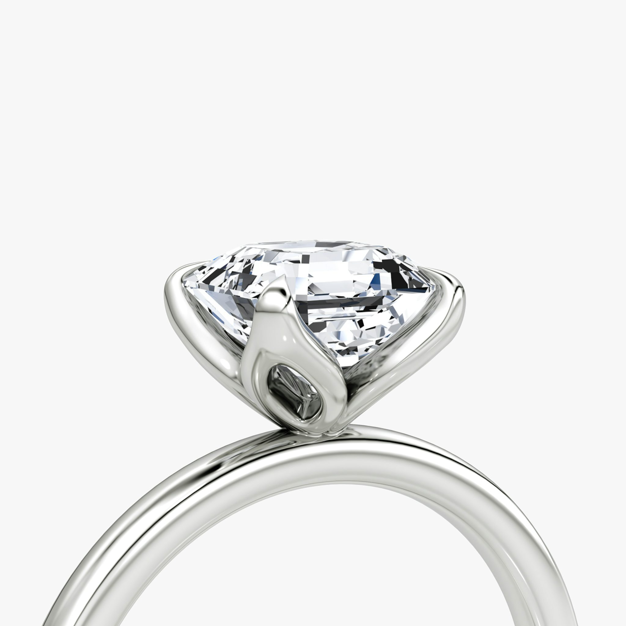 The Classic Petal | Asscher | 18k | White Gold | bandAccent: Plain | diamondOrientation: vertical | caratWeight: other