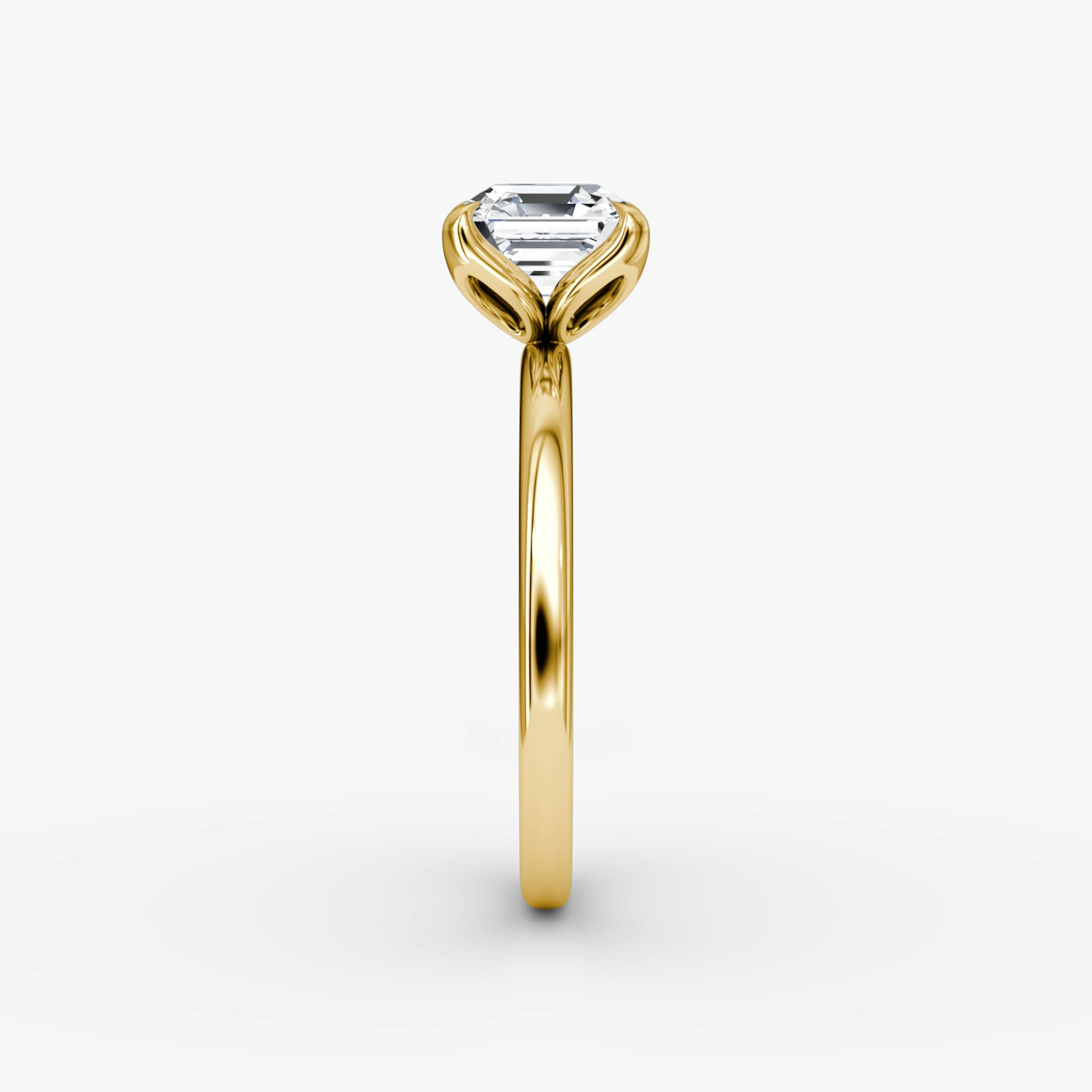 The Classic Petal | Asscher | 18k | Yellow Gold | bandAccent: Plain | diamondOrientation: vertical | caratWeight: other