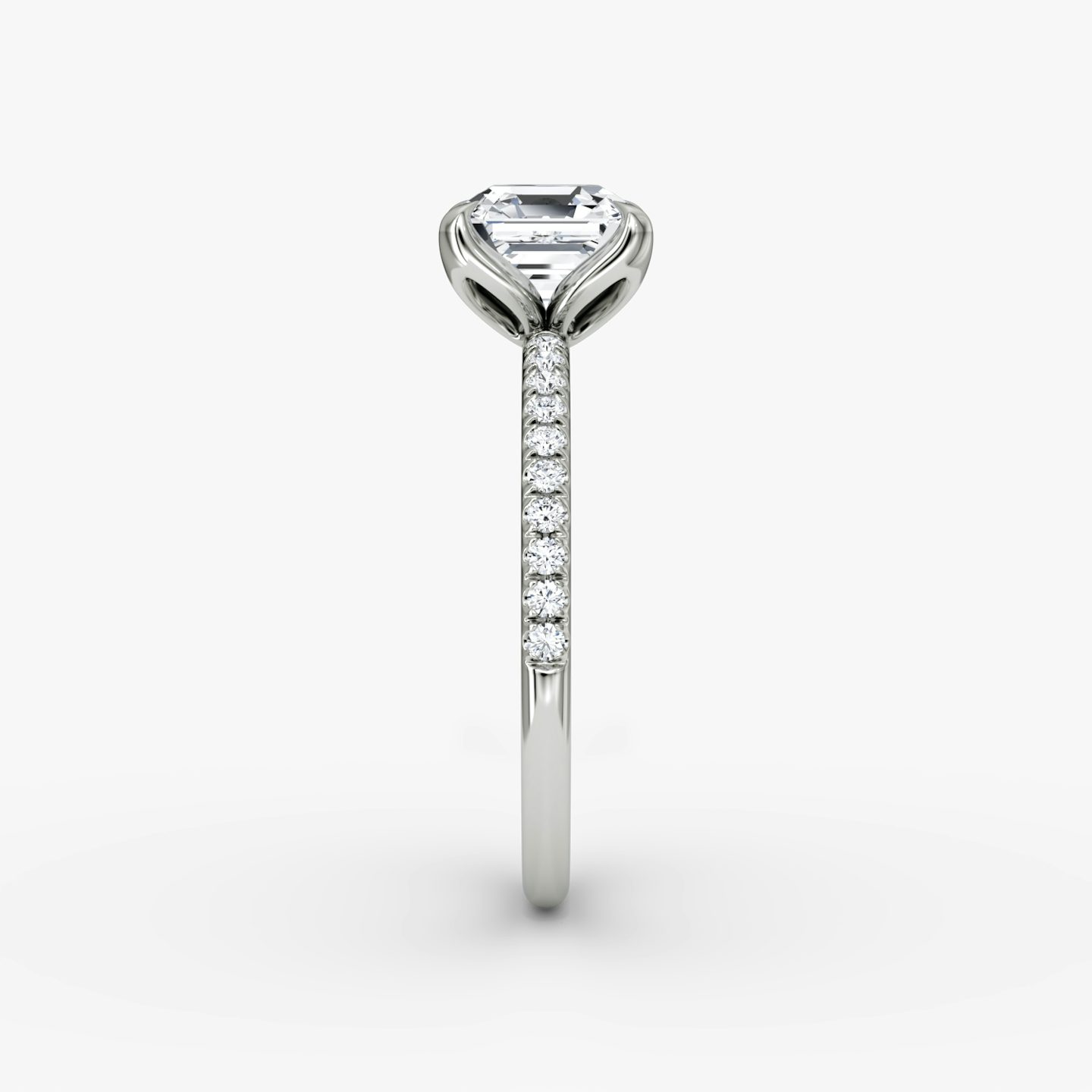 The Classic Petal | Asscher | 18k | White Gold | bandAccent: Pavé | diamondOrientation: vertical | caratWeight: other