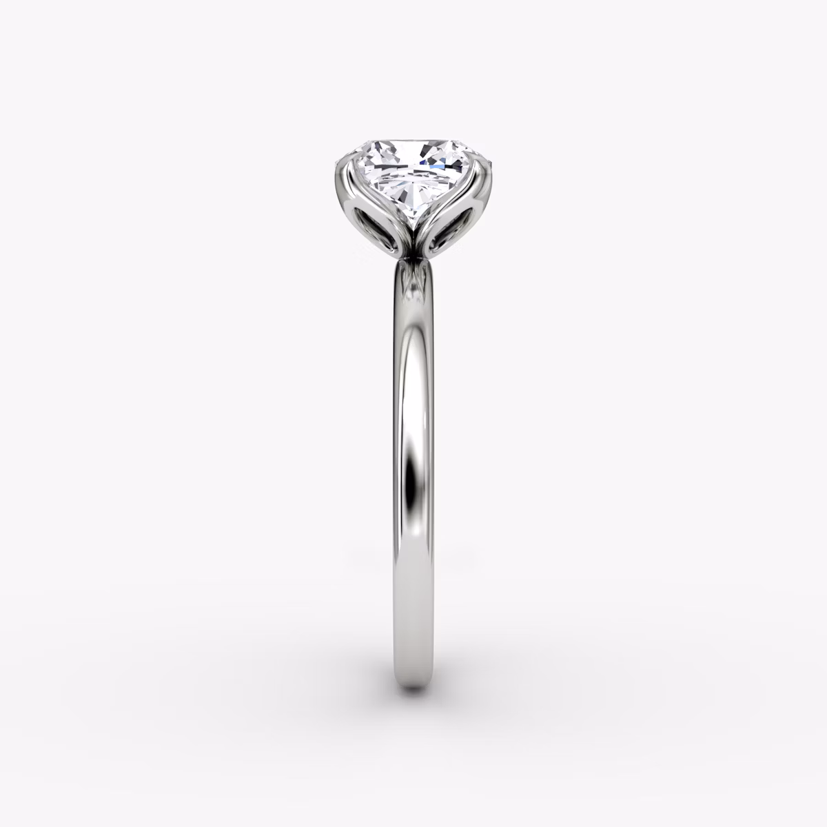 Classic Petal | Cojín | 18k | Oro blanco | bandAccent: Simple | diamondOrientation: vertical | caratWeight: other