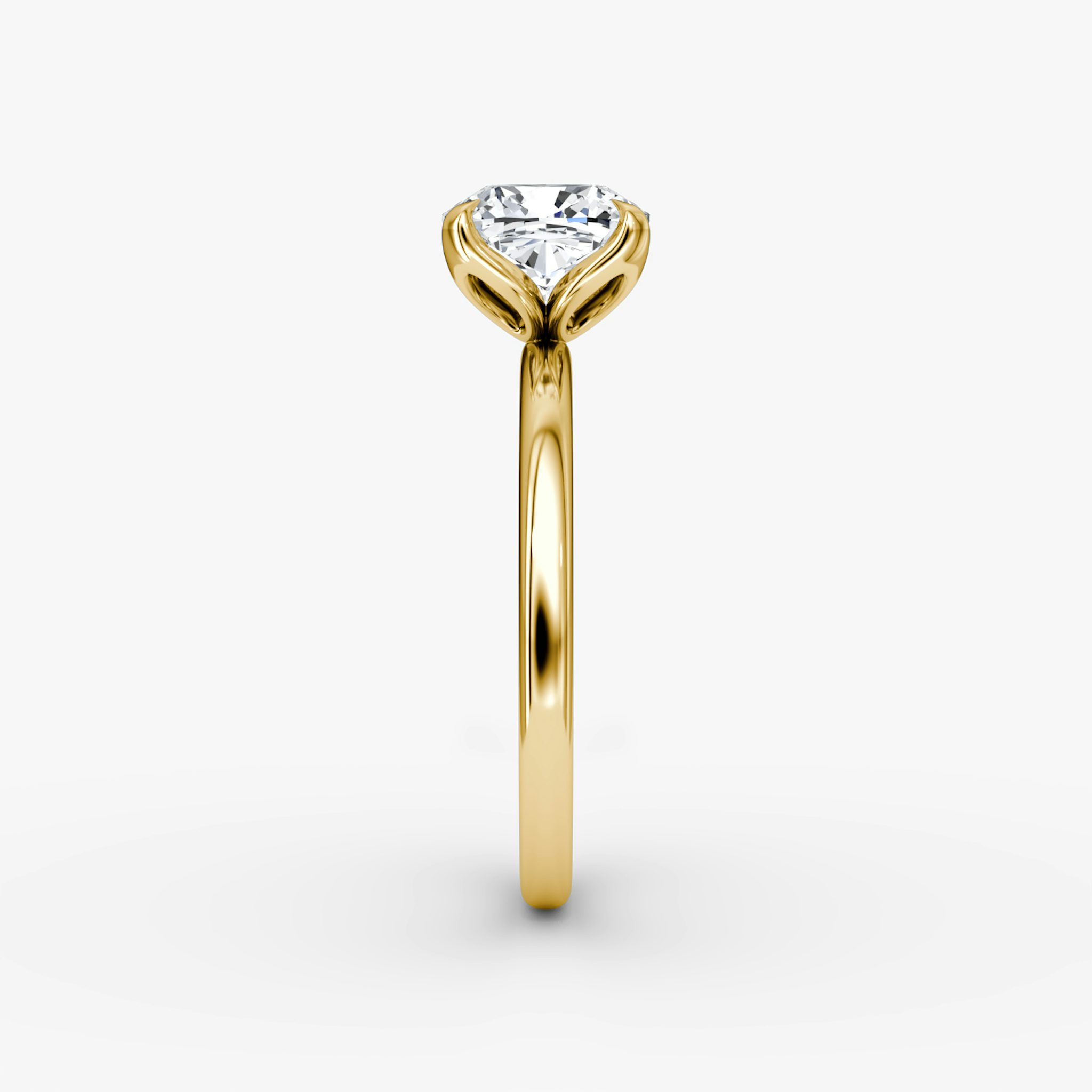 The Classic Petal | Cushion | 18k | Yellow Gold | bandAccent: Plain | diamondOrientation: vertical | caratWeight: other