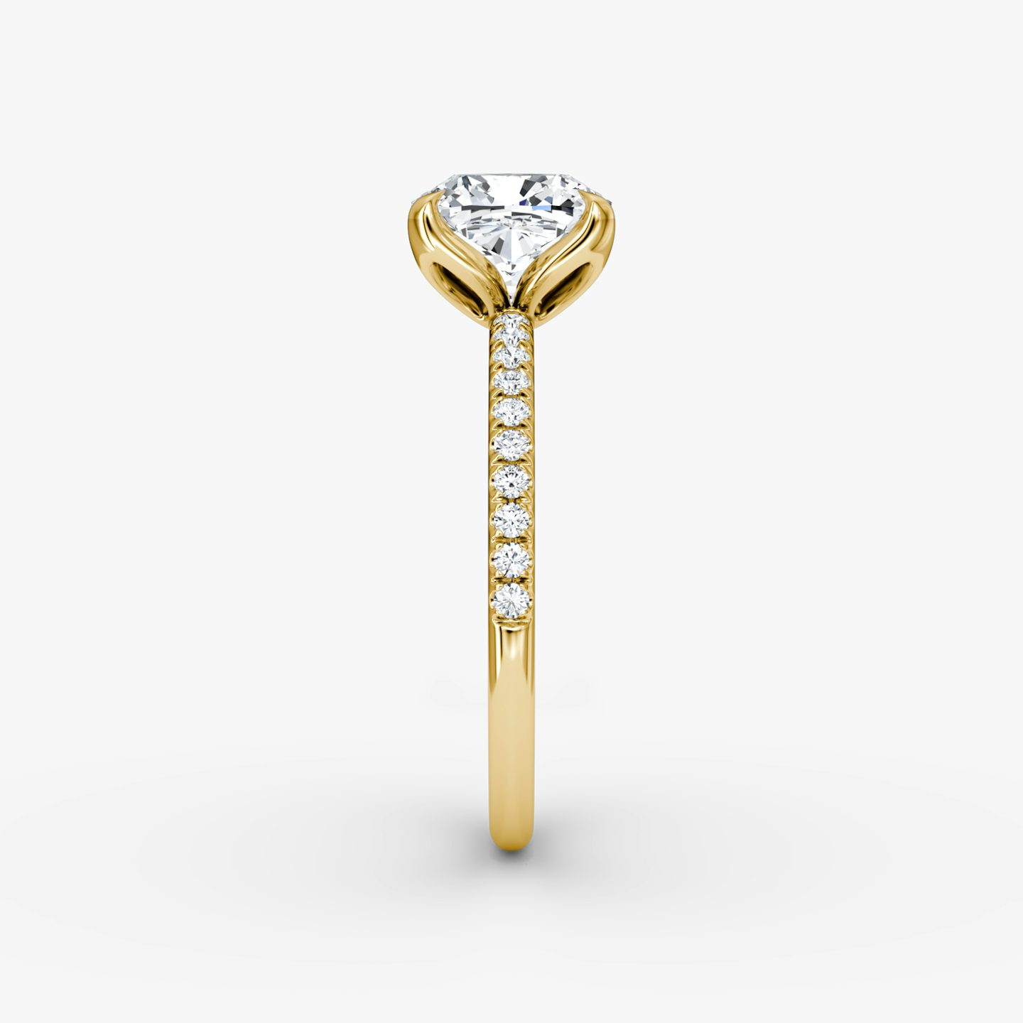 The Classic Petal | Cushion | 18k | Yellow Gold | bandAccent: Pavé | diamondOrientation: vertical | caratWeight: other
