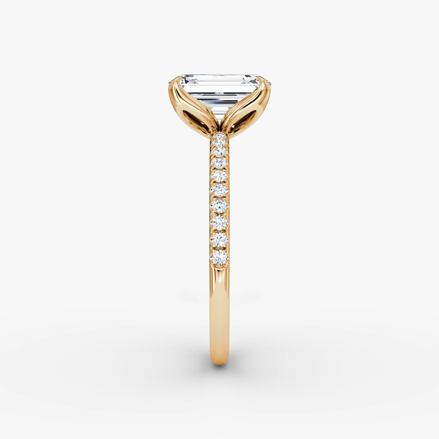 The Classic Petal | Emerald | 14k | Rose Gold | bandAccent: Pavé | diamondOrientation: vertical | caratWeight: other