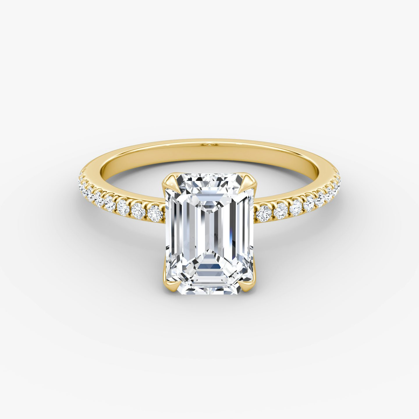 The Classic Petal | Emerald | 18k | Yellow Gold | bandAccent: Pavé | diamondOrientation: vertical | caratWeight: other