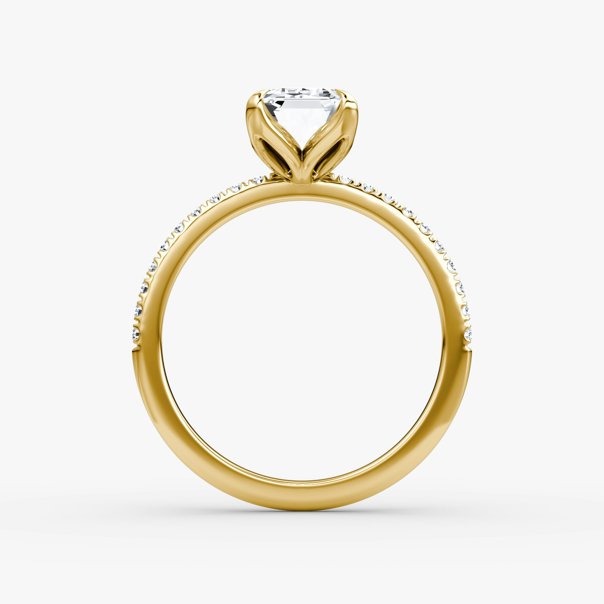 The Classic Petal | Emerald | 18k | Yellow Gold | bandAccent: Pavé | diamondOrientation: vertical | caratWeight: other