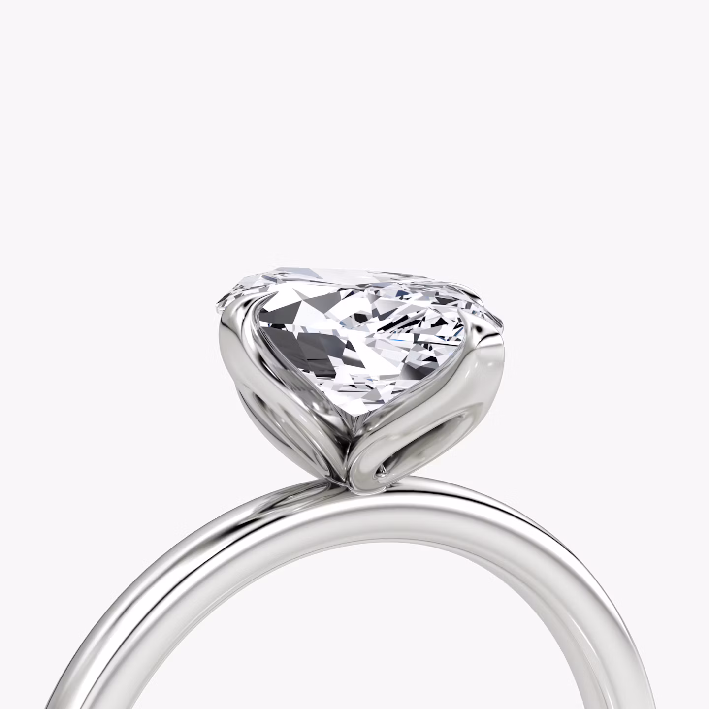 Classic Petal | Marquise | 18k | Weißgold | bandAccent: Ohne Pavé-Besatz | diamondOrientation: vertical | caratWeight: other