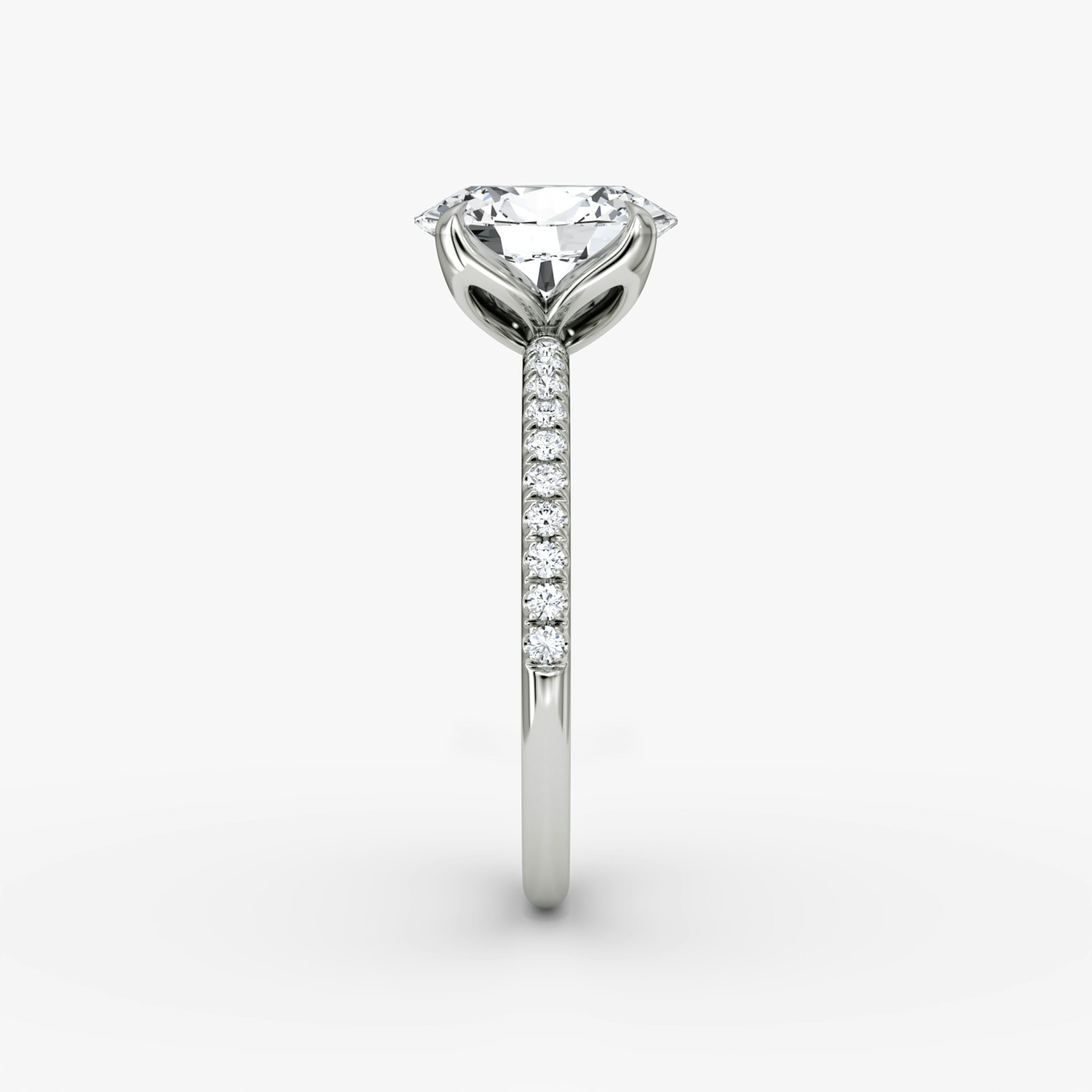 The Classic Petal | Oval | 18k | White Gold | bandAccent: Pavé | diamondOrientation: vertical | caratWeight: other