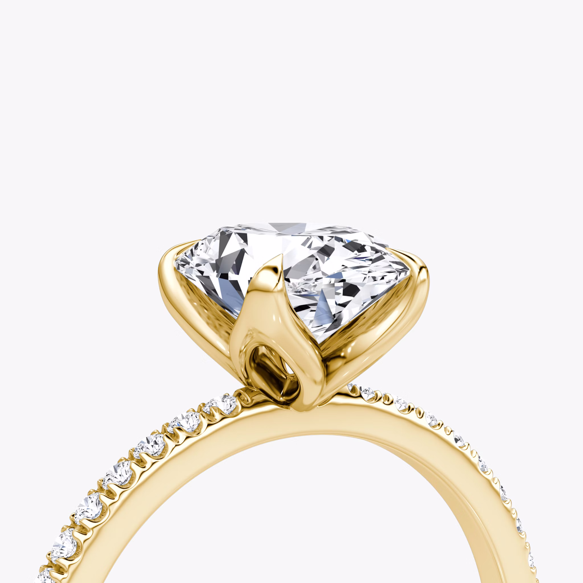 The Classic Petal | Oval | 18k | Yellow Gold | bandAccent: Pavé | diamondOrientation: vertical | caratWeight: other