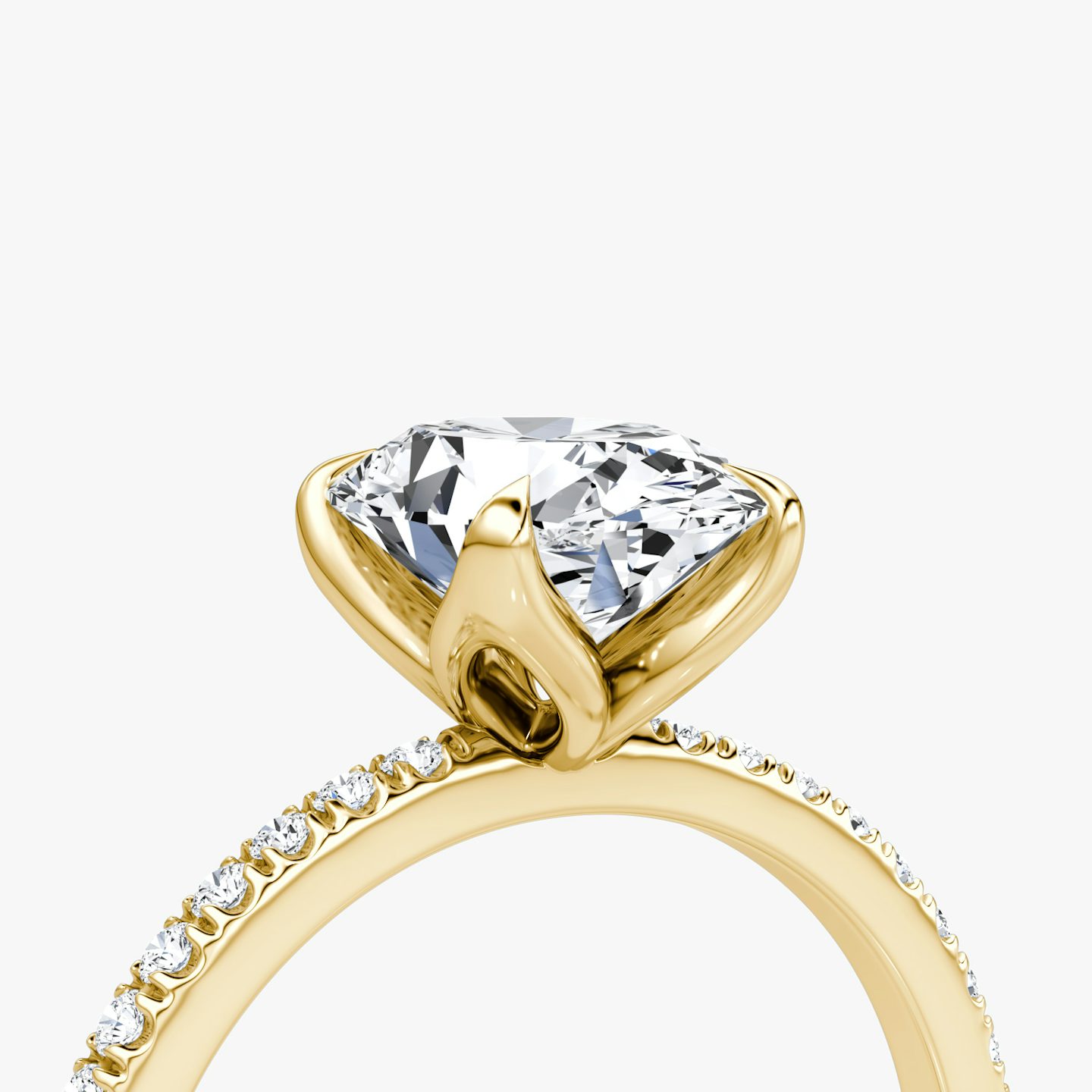 Classic Petal | Oval | 18k | Gelbgold | bandAccent: Mit Pavé-Besatz | diamondOrientation: vertical | caratWeight: other