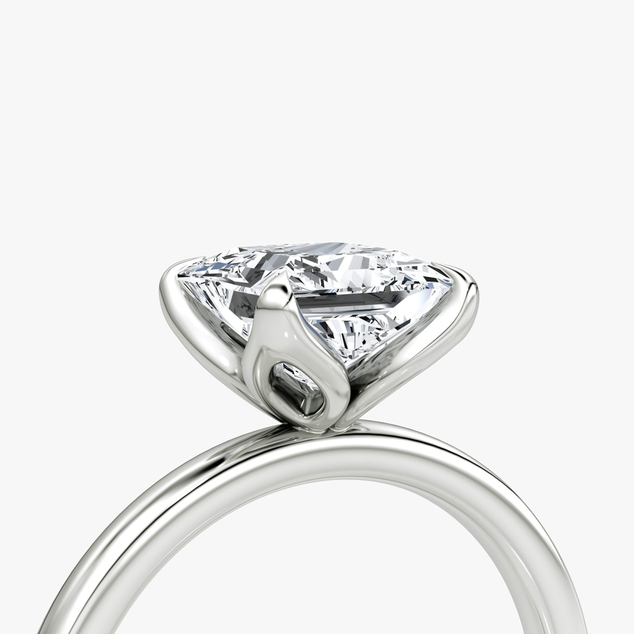 The Classic Petal | Princess | Platinum | bandAccent: Plain | diamondOrientation: vertical | caratWeight: other