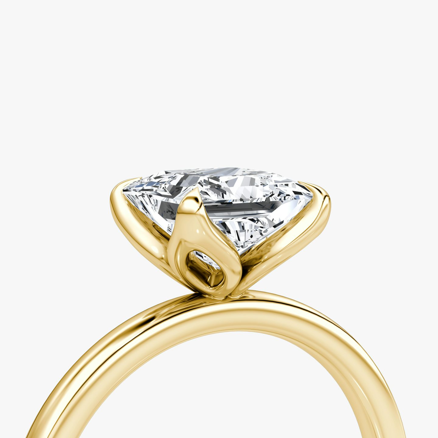 The Classic Petal | Princess | 18k | Yellow Gold | bandAccent: Plain | diamondOrientation: vertical | caratWeight: other