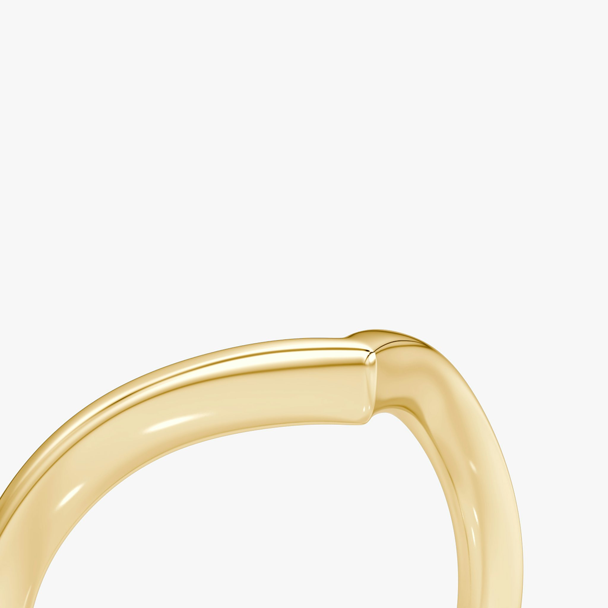 The Signature V Band | 18k | Yellow Gold | bandAccent: Plain | bandVersion: petite