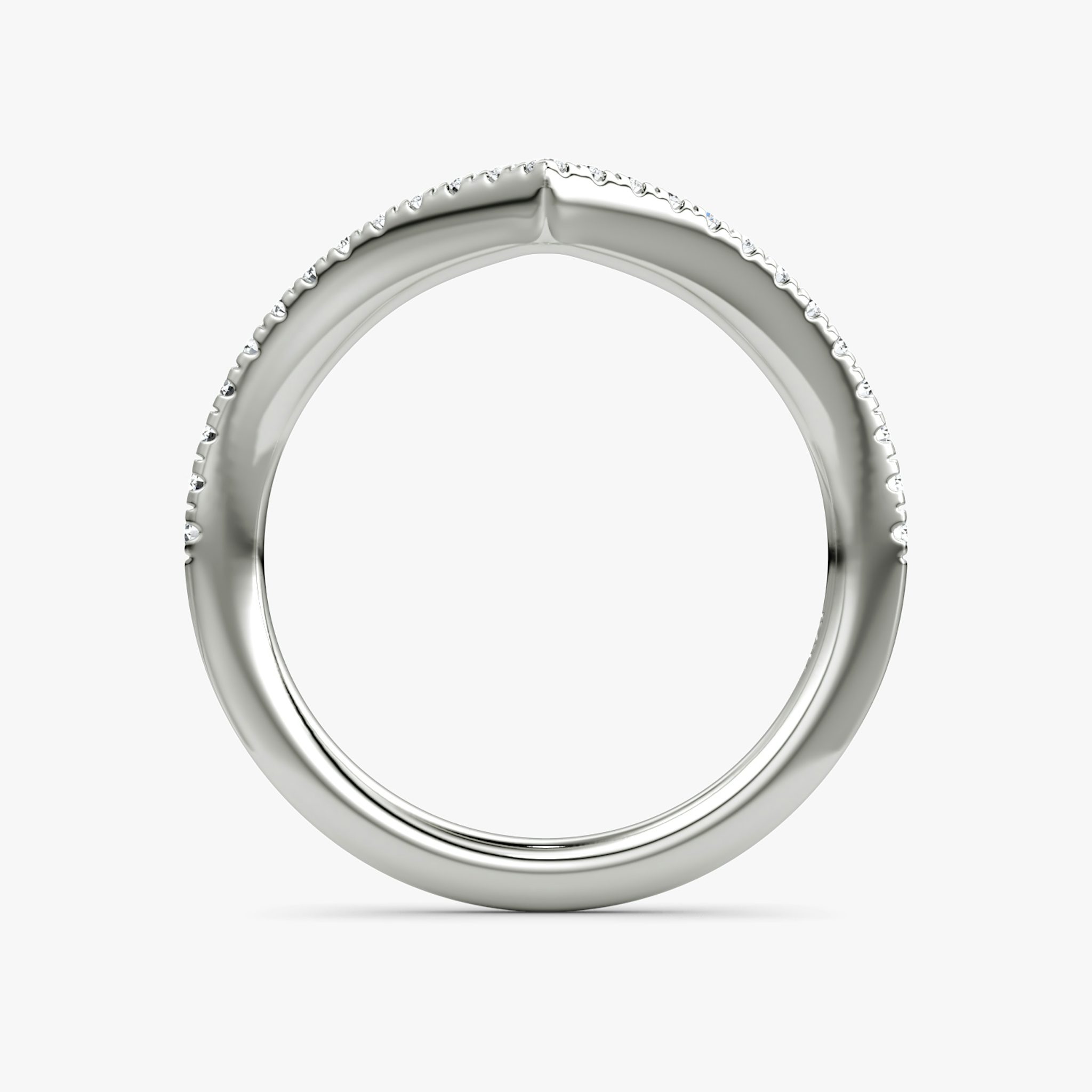 The Signature V Band | 18k | White Gold | bandAccent: Pavé | bandVersion: petite