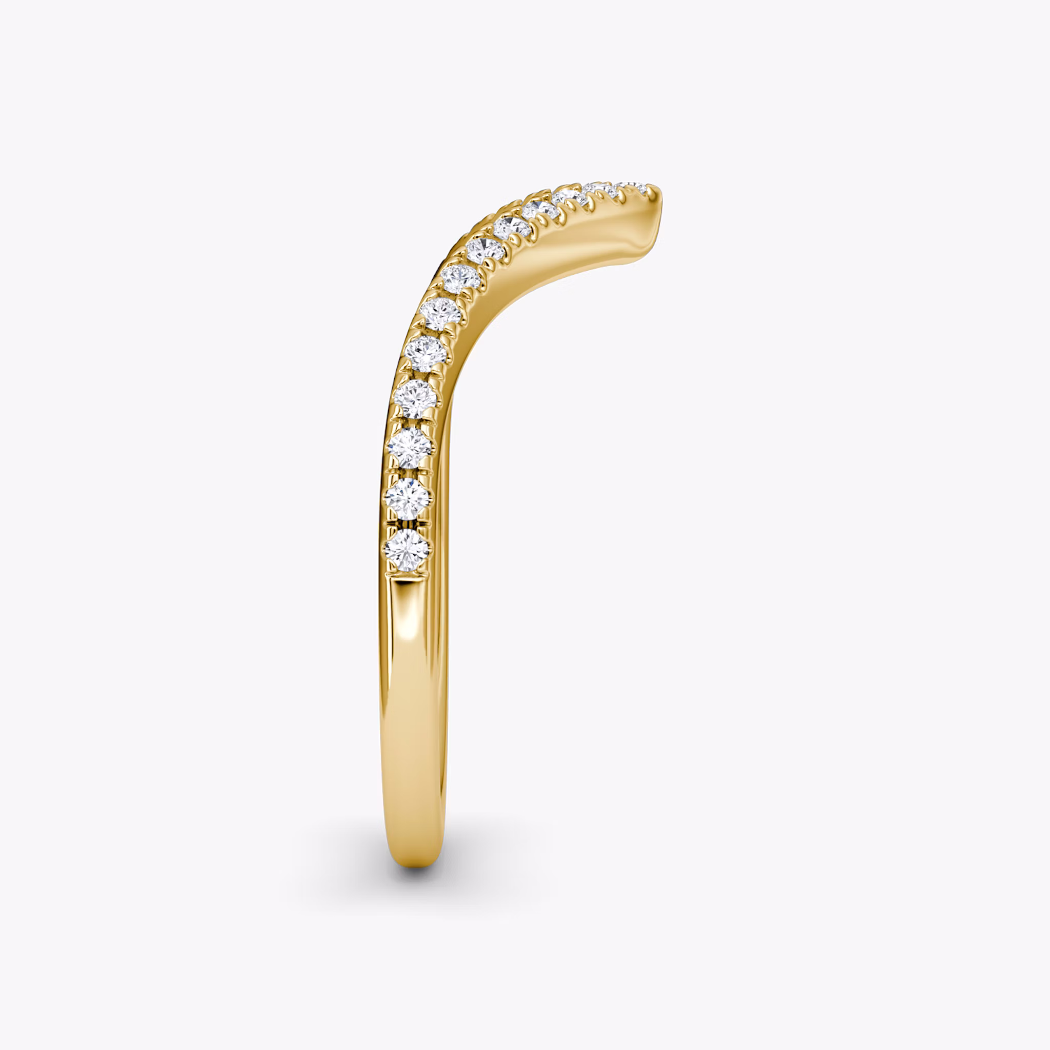 The Signature V Band | 18k | Yellow Gold | bandAccent: Pavé | bandVersion: petite