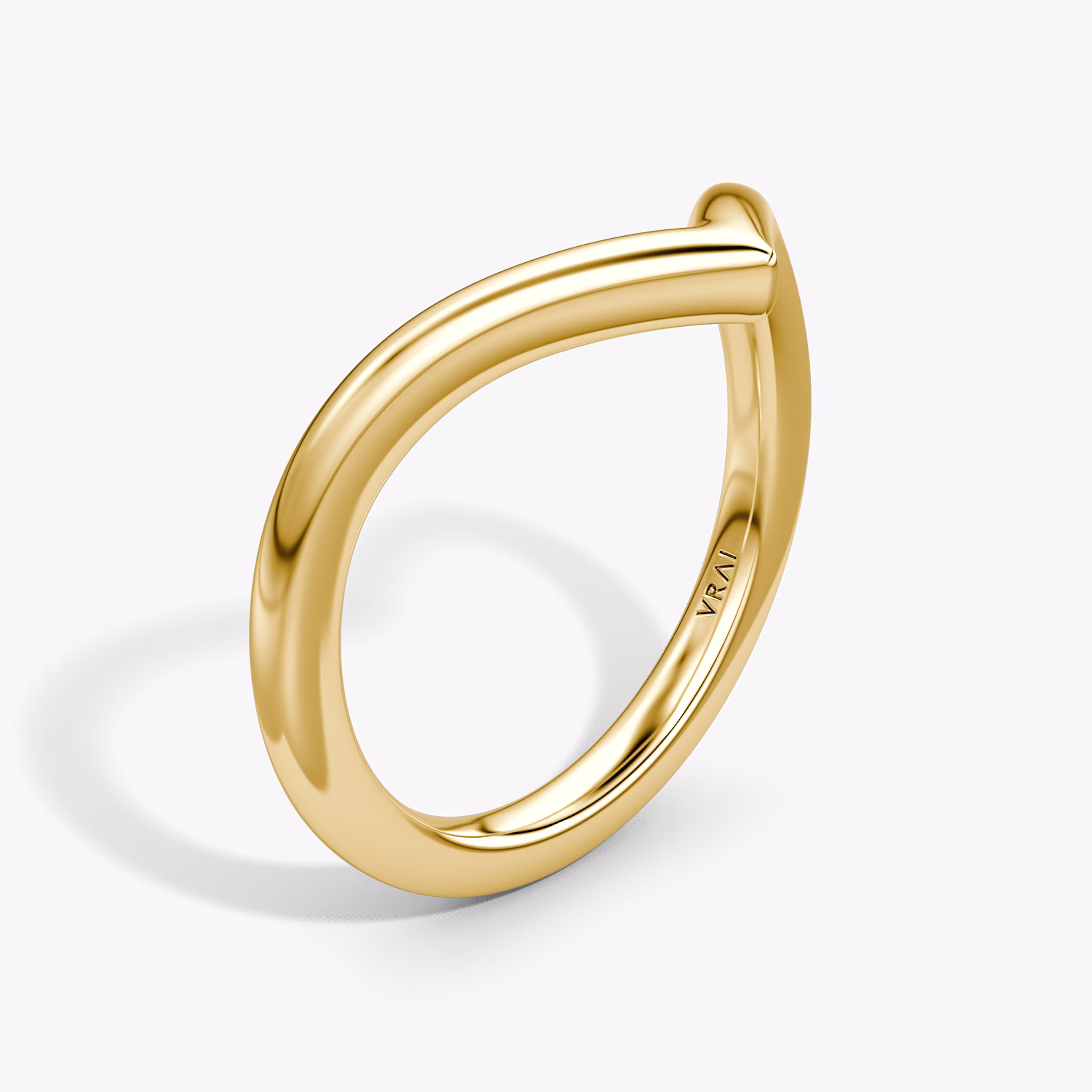 The Signature V Band | 18k | Yellow Gold | bandAccent: Plain | bandVersion: original