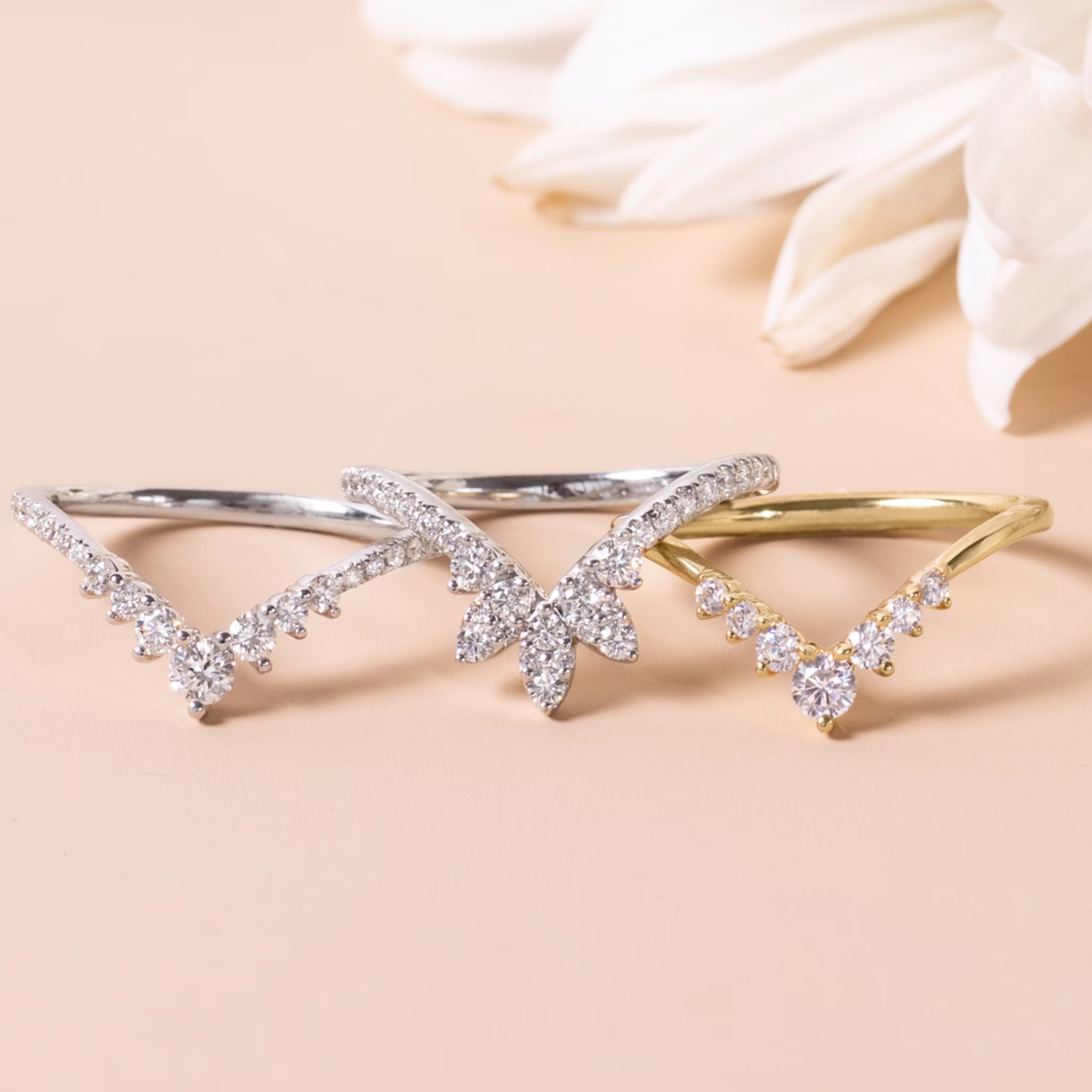 The Petal Crown Band | Brillante | 14k | Oro rosa | bandAccent: Pavé