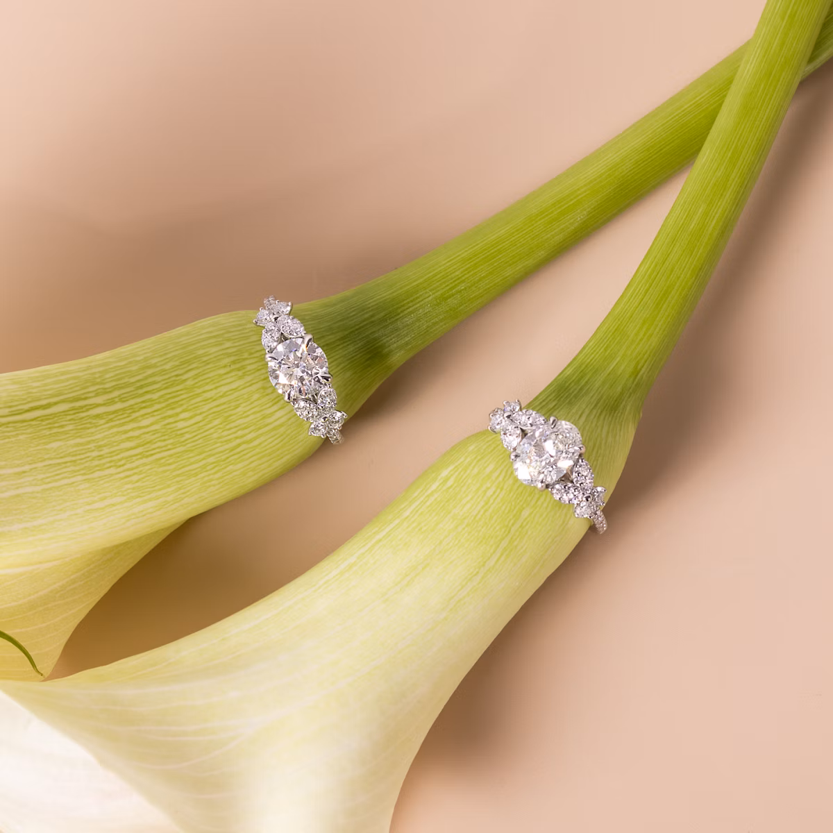 The Signature Floral | Oval | 14k | Rose Gold | bandAccent: Plain | diamondOrientation: vertical | caratWeight: other