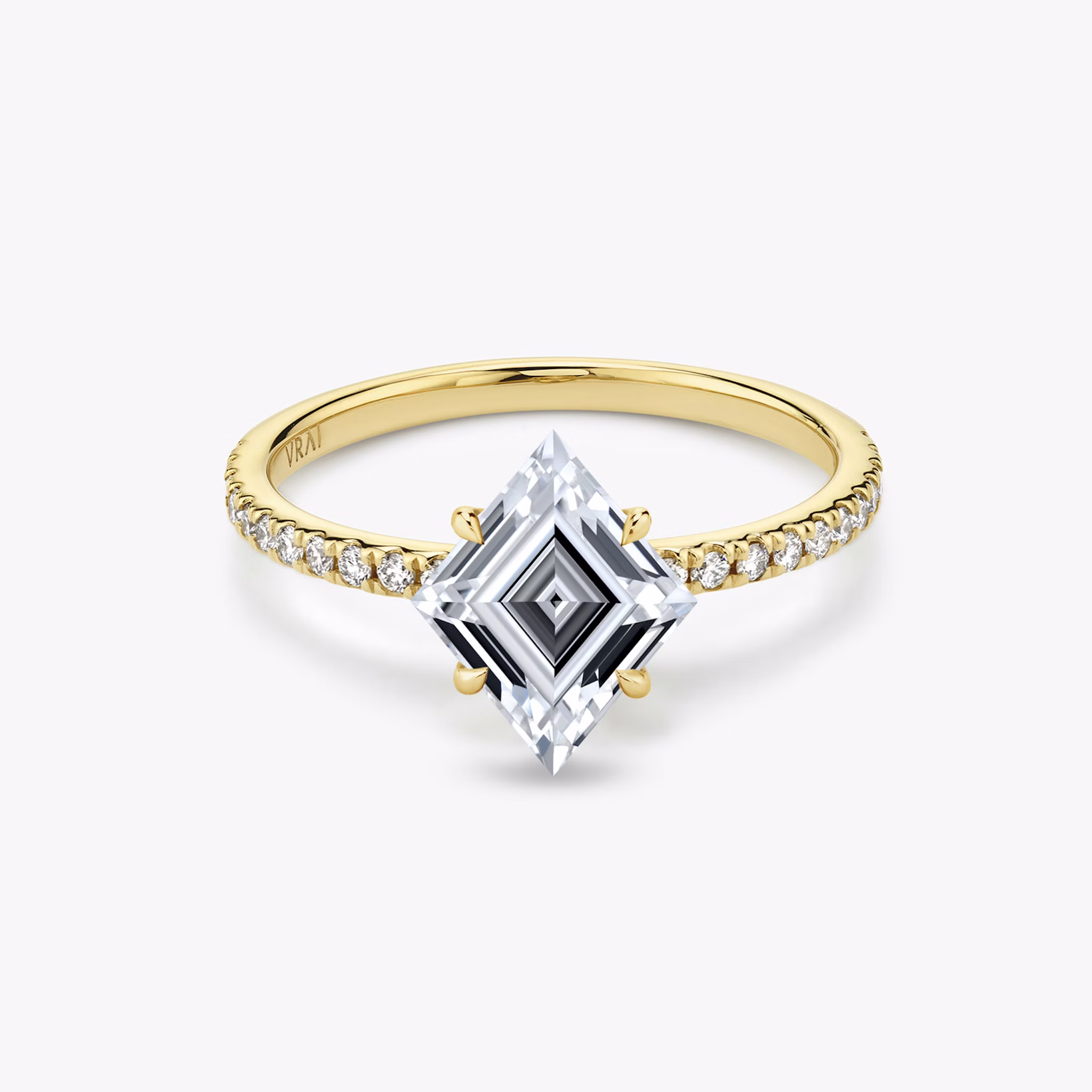 The Signature | Lozenge | 18k | Yellow Gold | bandAccent: Pavé | bandWidth: standard | excludeFromFeed: null | hiddenHalo: no | diamondOrientation: vertical | caratWeight: other