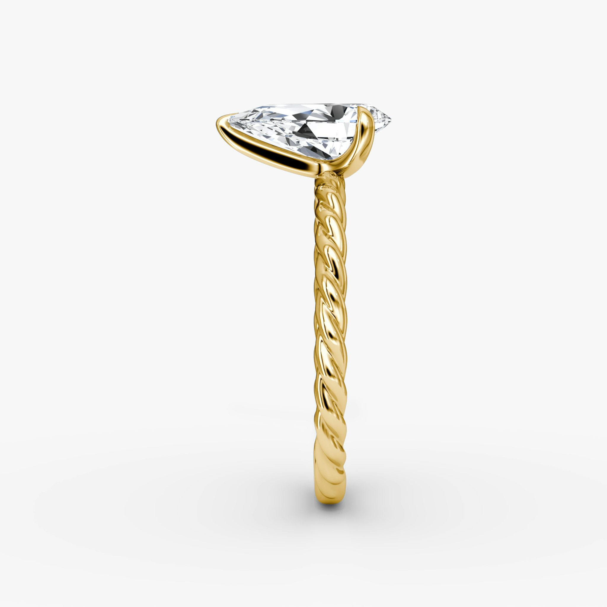The Classic Rope | Pear | 18k | Yellow Gold | bandAccent: Plain | diamondOrientation: vertical | caratWeight: other