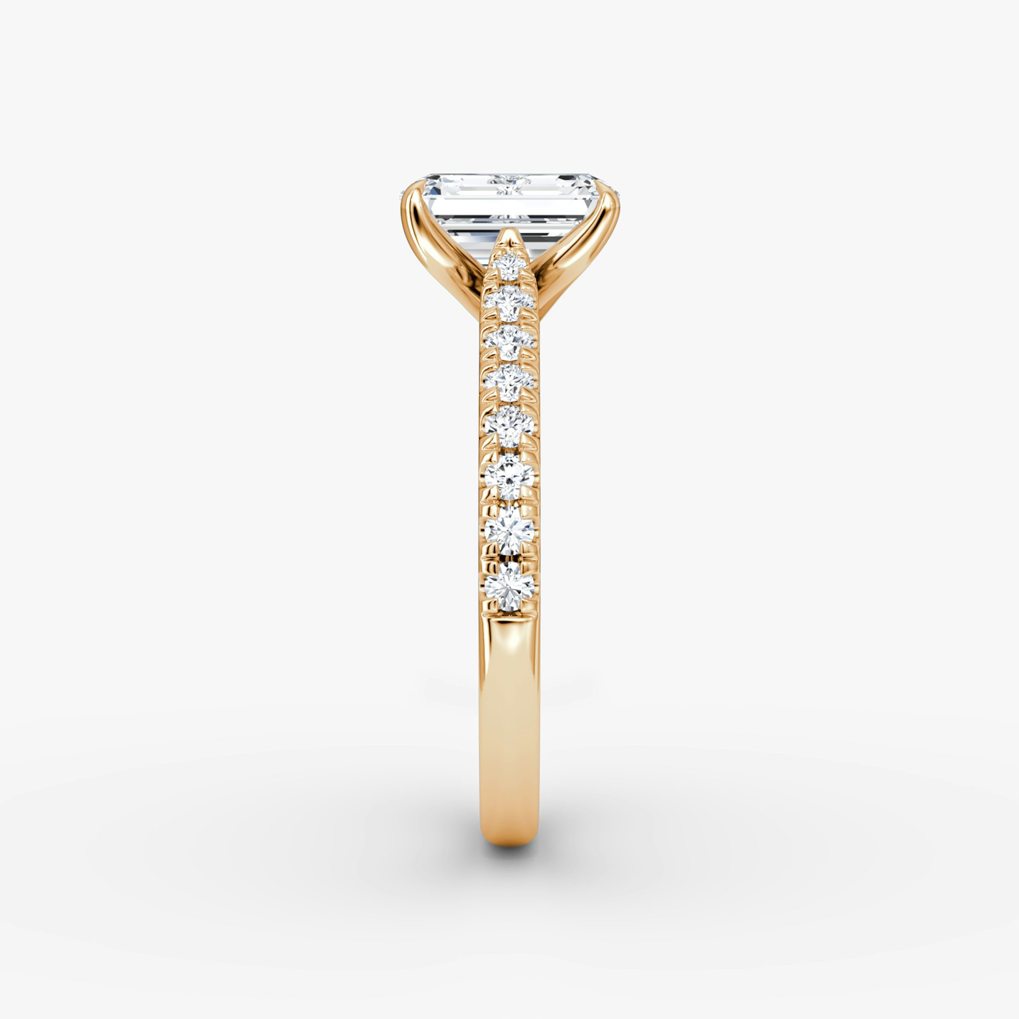 Anillo de compromiso Trellis Cathedral | Esmeralda | 14k | Oro rosa | bandAccent: Pavé | diamondOrientation: vertical | caratWeight: other