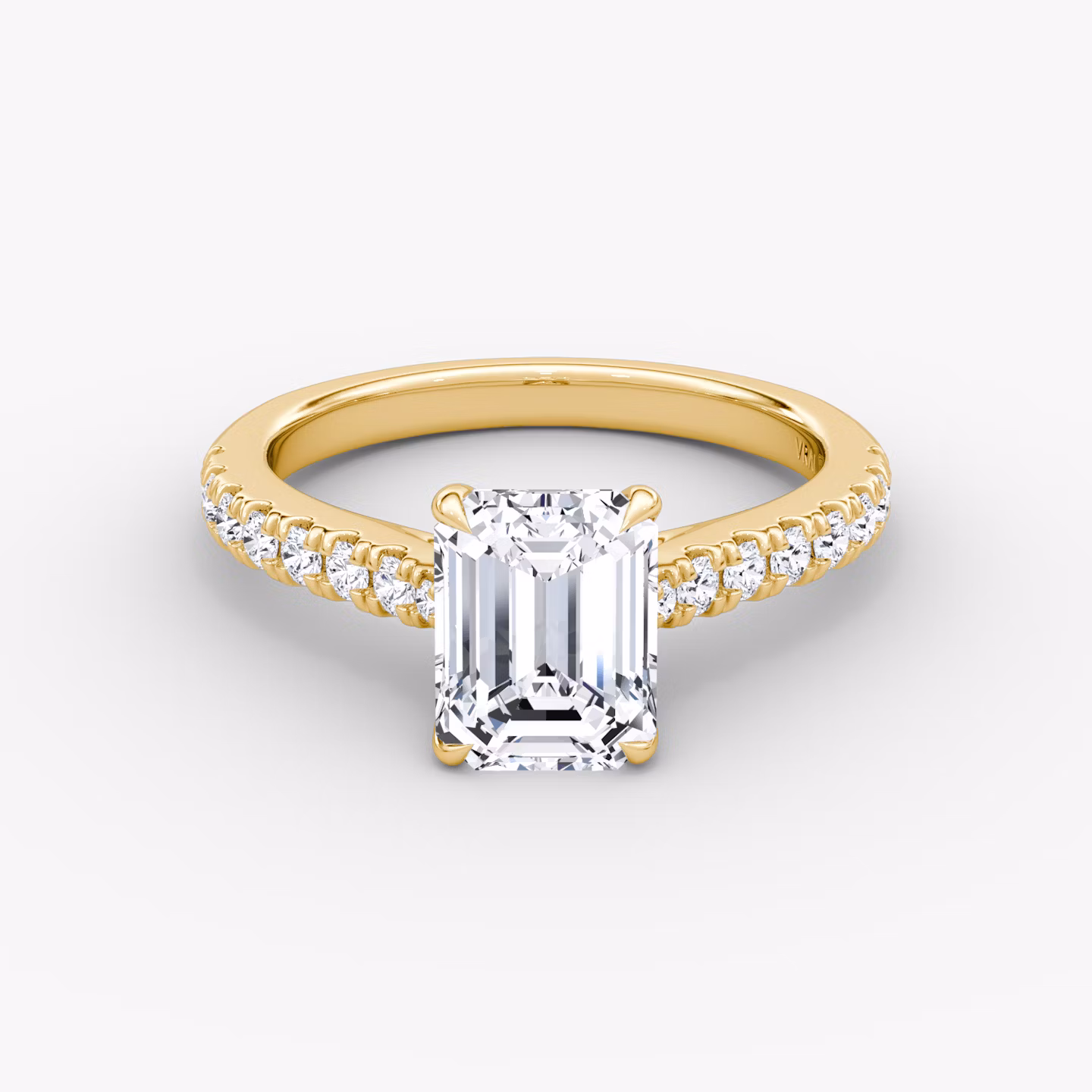 Anillo de compromiso Trellis Cathedral | Esmeralda | 18k | Oro amarillo | bandAccent: Pavé | diamondOrientation: vertical | caratWeight: other