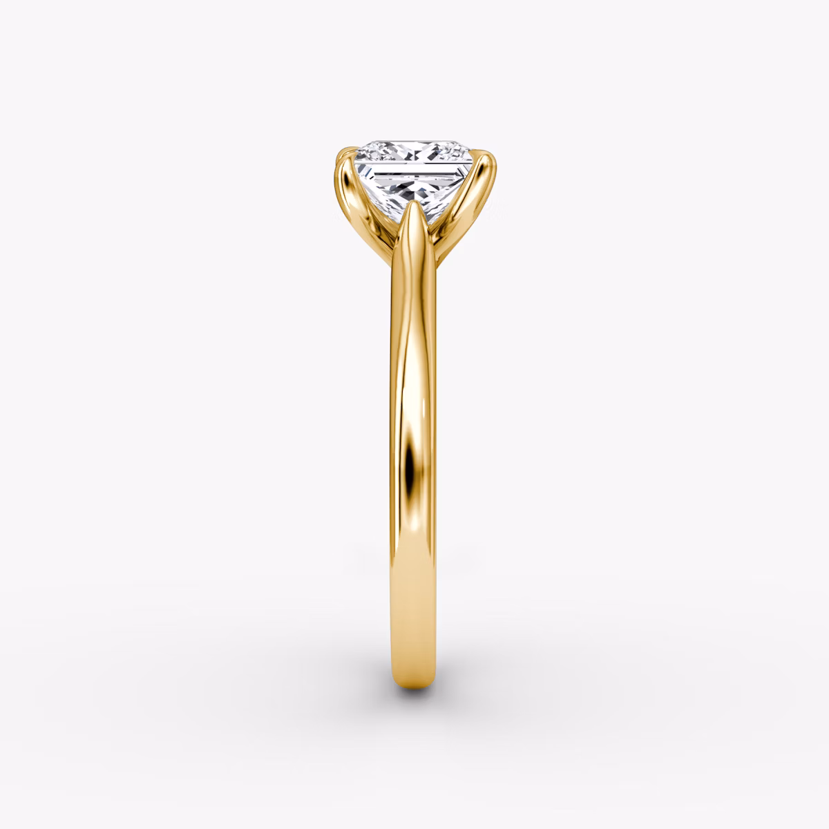 Anillo de compromiso Trellis Cathedral | Princesa | 18k | Oro amarillo | bandAccent: Simple | diamondOrientation: vertical | caratWeight: other