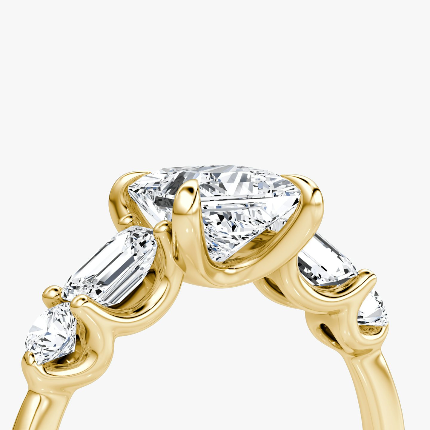 The Mixed Shape | Princess | 18k | Yellow Gold | bandAccent: Plain | sideStoneOrientation: horizontal | sideStoneShape: Emerald and Round Brilliant | diamondOrientation: vertical | caratWeight: other