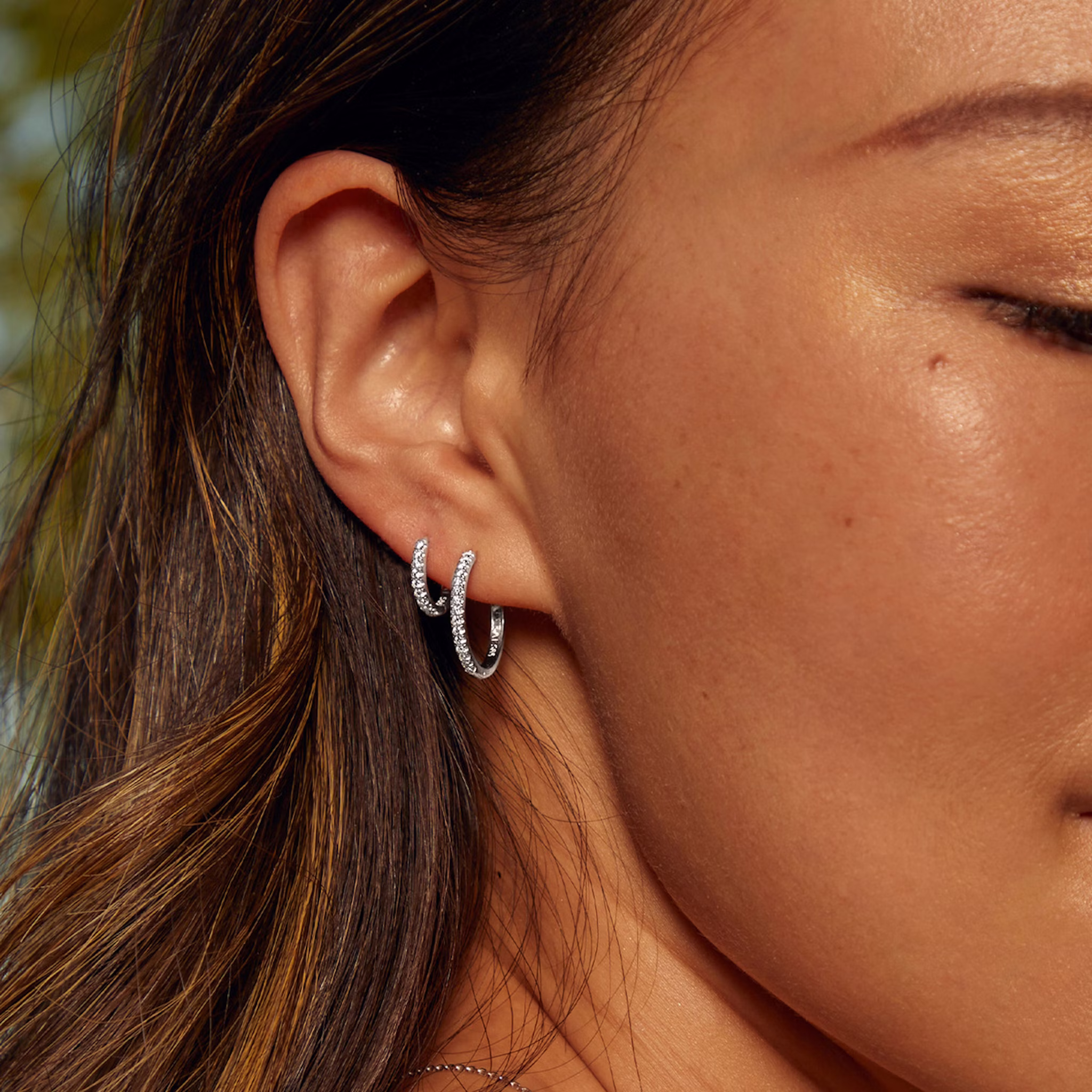 Pavé Hoops | Round Brilliant | 14k | White Gold | earringSize: 12mm