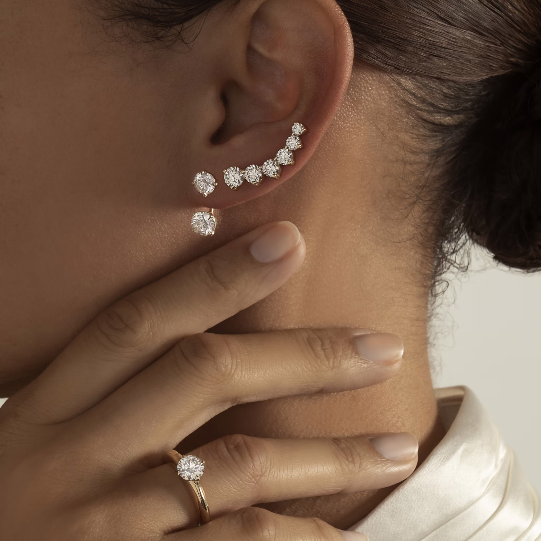 Solitaire Stud & Ear Jacket | 14k | Yellow Gold | bottomDiamondShape: Round Brilliant | topDiamondShape: Round Brilliant | caratWeight: 2ct