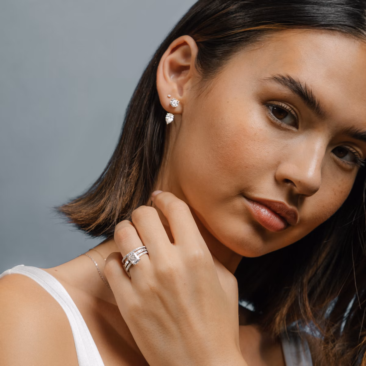 Solitaire Stud & Ear Jacket | 14k | Yellow Gold | bottomDiamondShape: Pear | topDiamondShape: Round Brilliant | caratWeight: 1ct