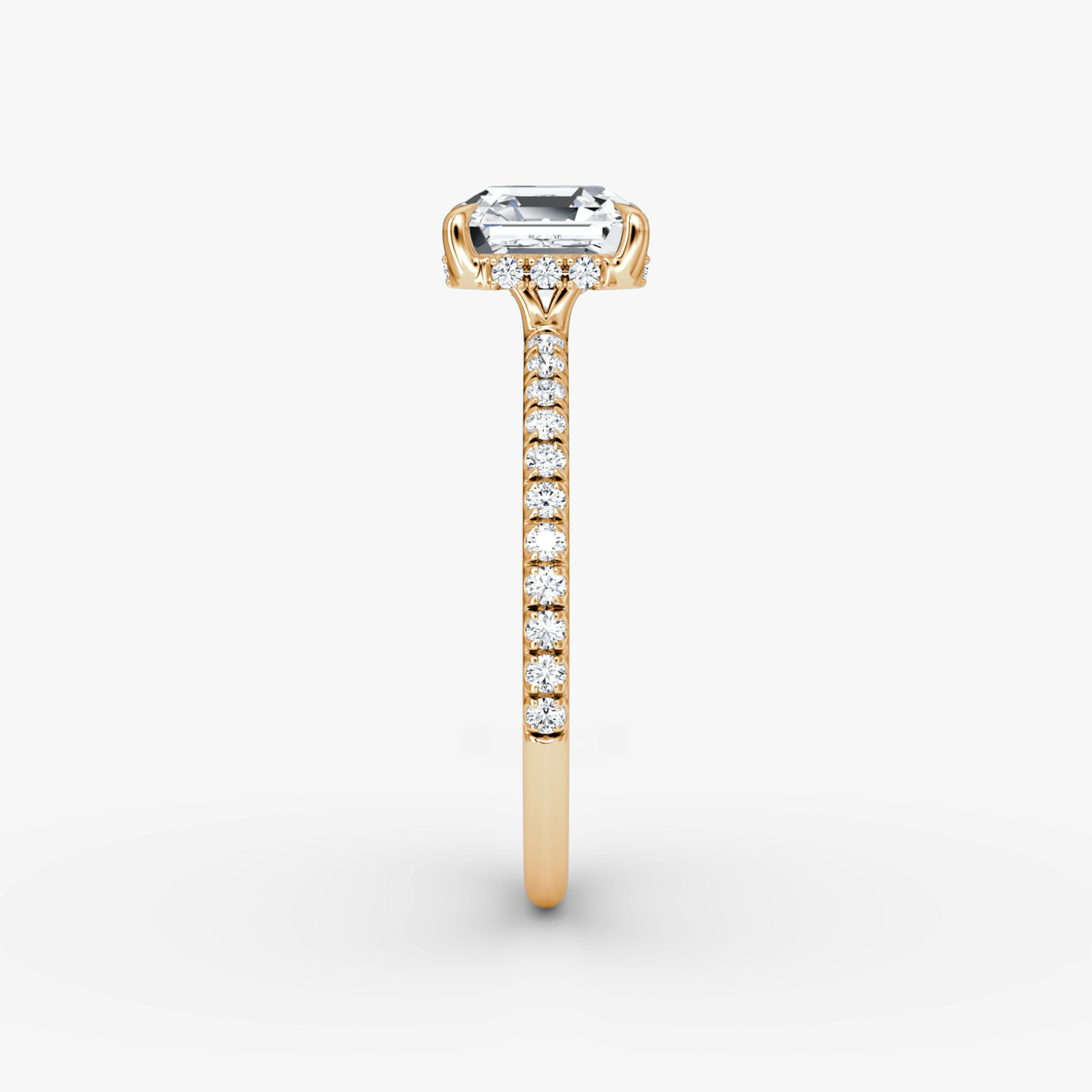Anillo de compromiso Signature | Asscher | 14k | Oro rosa | bandAccent: Pavé | bandWidth: standard | hiddenHalo: yes | diamondOrientation: horizontal | caratWeight: other