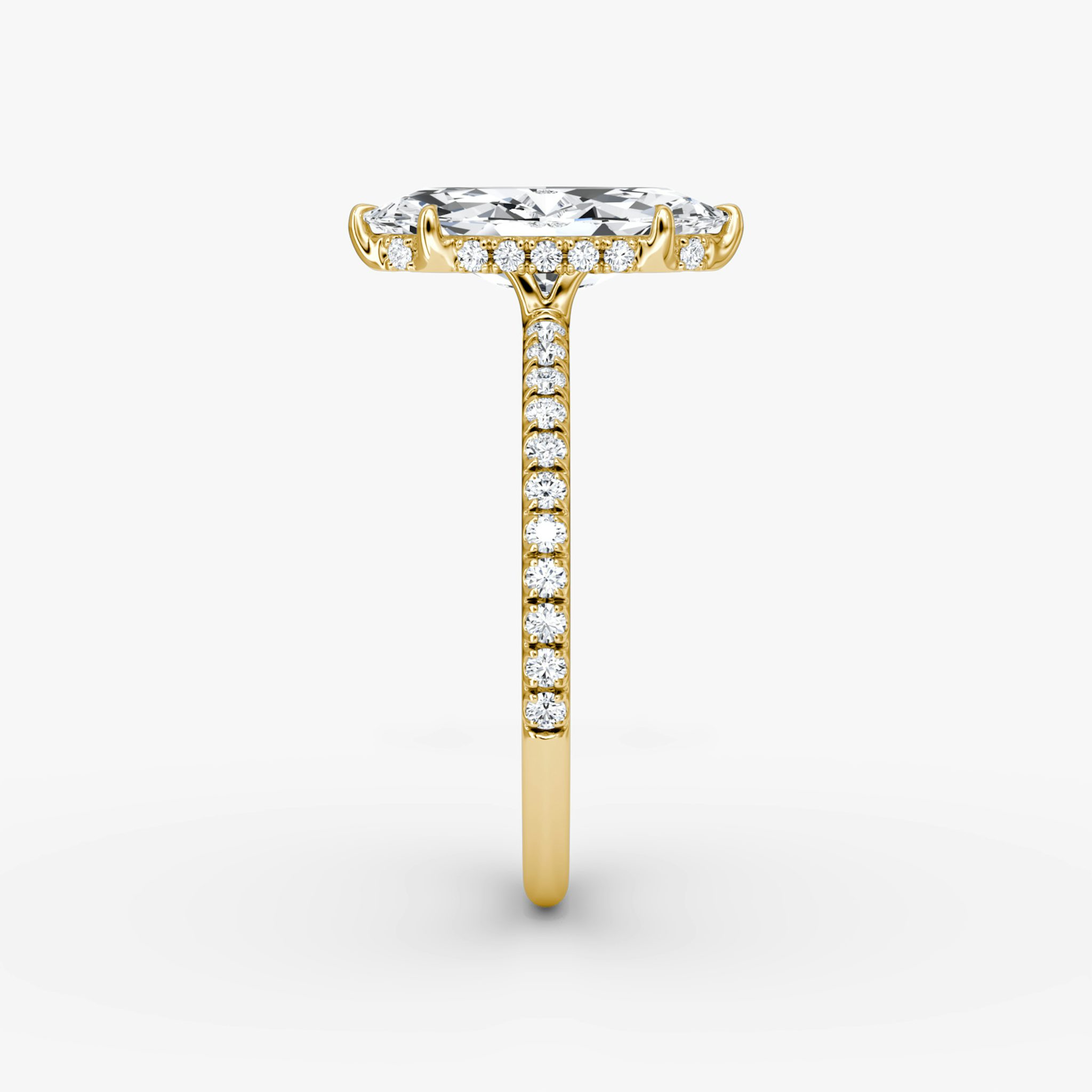 The Signature | Marquise | 18k | Yellow Gold | bandAccent: Pavé | bandWidth: standard | hiddenHalo: yes | diamondOrientation: vertical | caratWeight: other