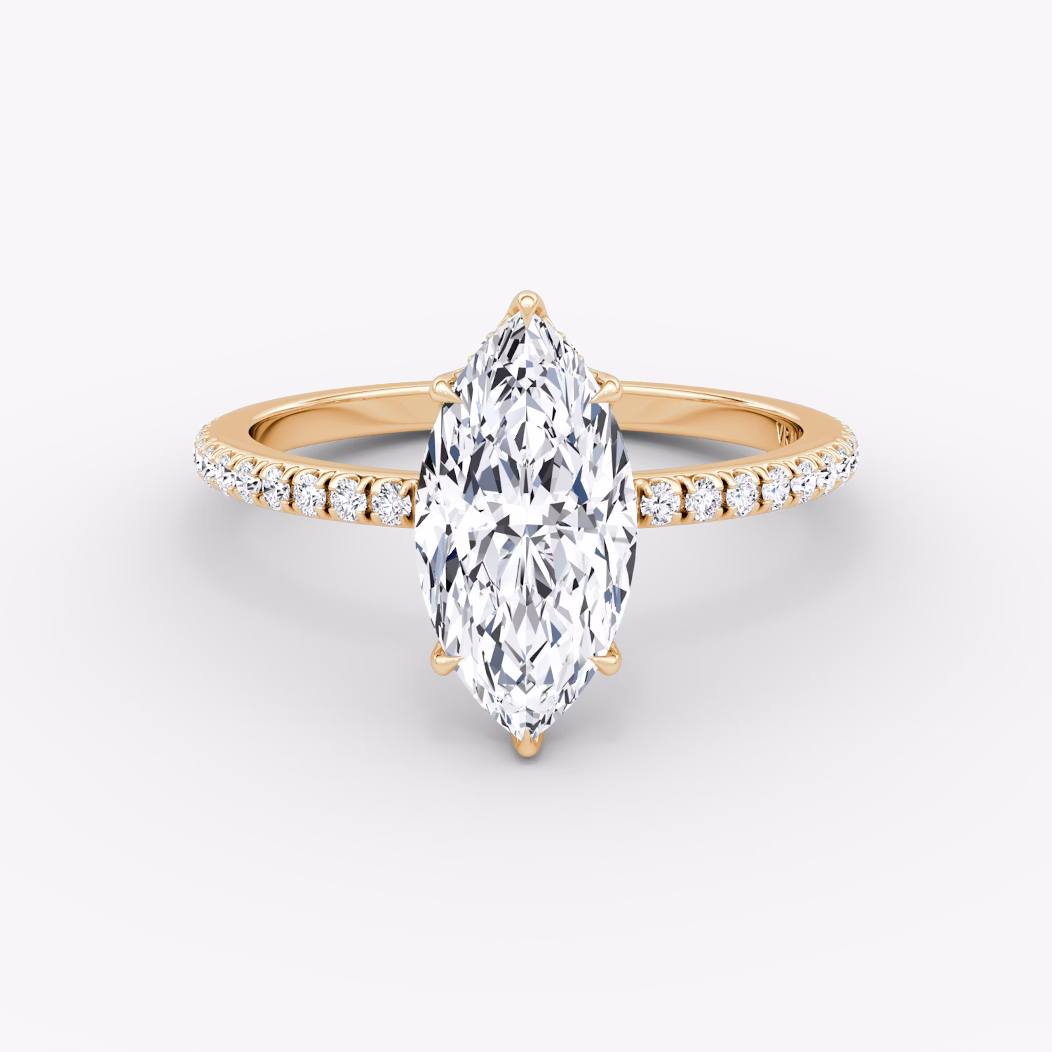Signature | Marquise | 14k | Roségold | bandAccent: Mit Pavé-Besatz | bandWidth: standard | hiddenHalo: yes | diamondOrientation: vertical | caratWeight: other