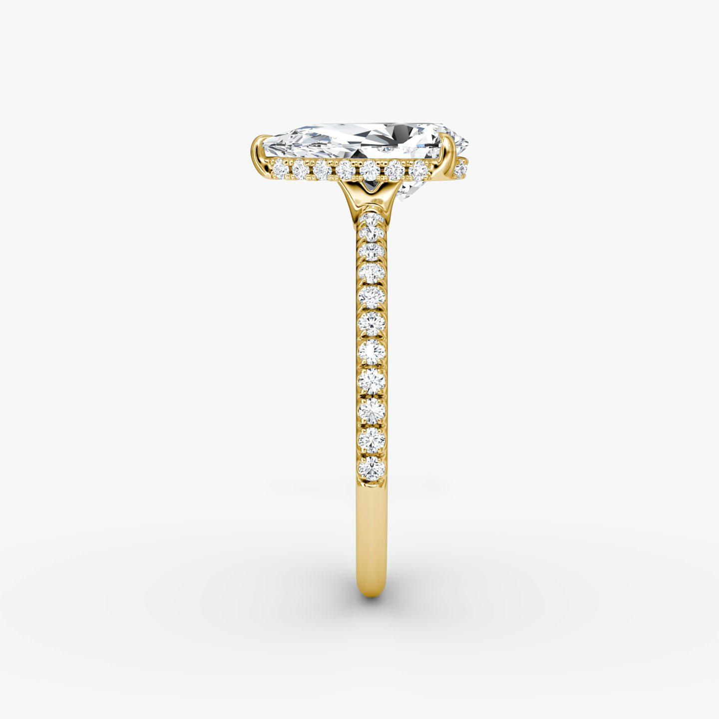 The Signature | Pear | 18k | Yellow Gold | bandAccent: Pavé | bandWidth: standard | hiddenHalo: yes | diamondOrientation: vertical | caratWeight: other
