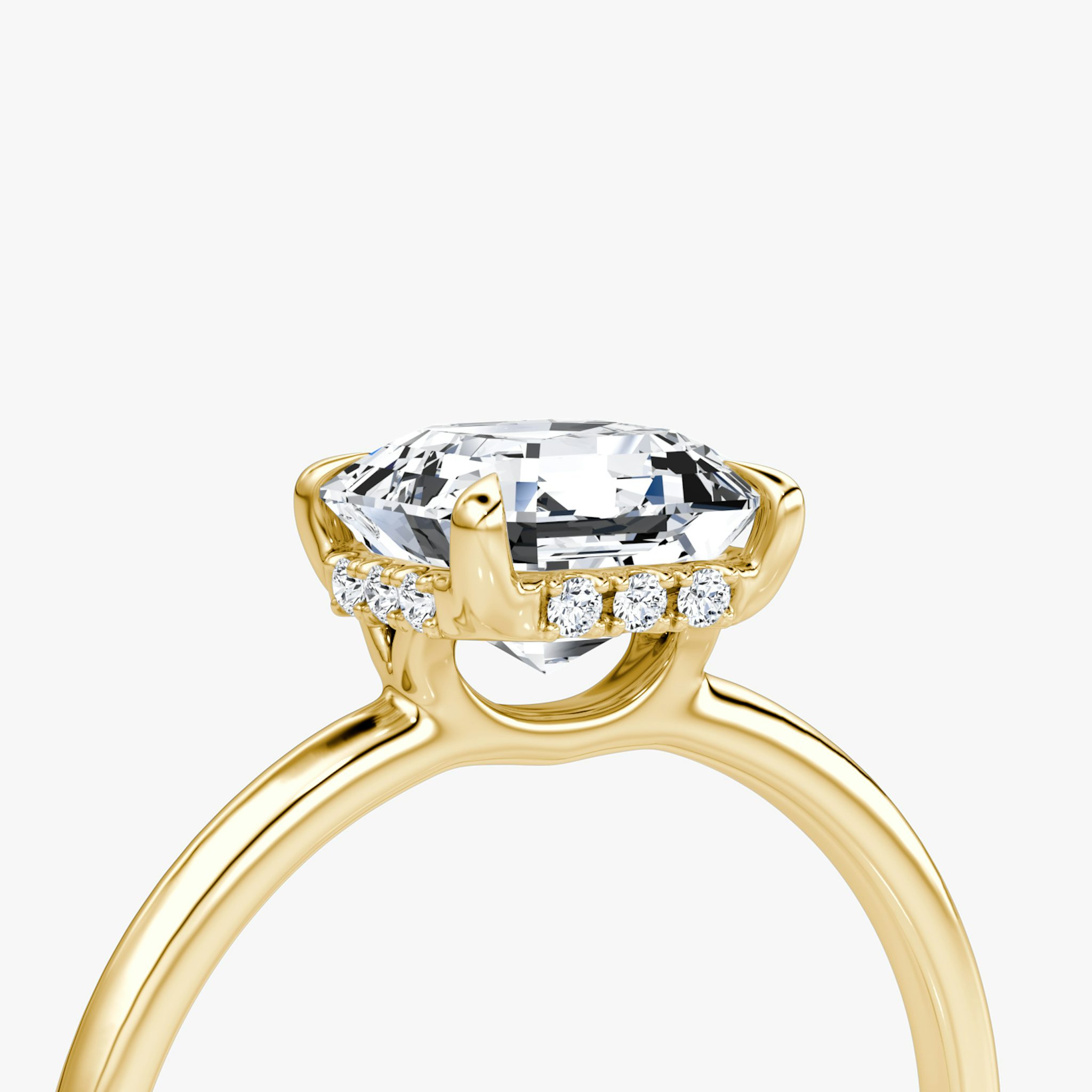 Anillo de compromiso Signature | Asscher | 18k | Oro amarillo | bandAccent: Simple | bandWidth: standard | hiddenHalo: yes | diamondOrientation: horizontal | caratWeight: other