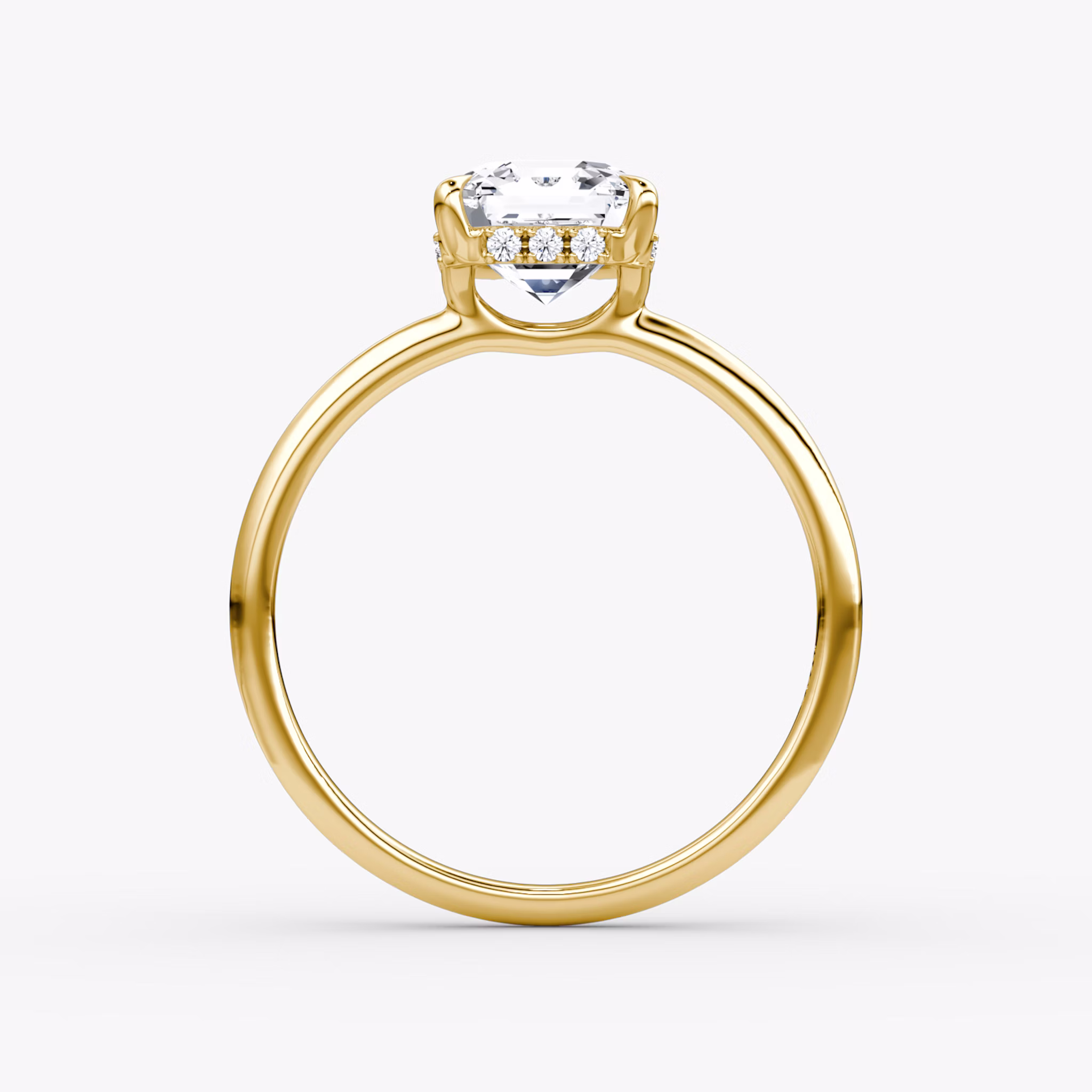 Anillo de compromiso Signature | Asscher | 18k | Oro amarillo | bandAccent: Simple | bandWidth: standard | hiddenHalo: yes | diamondOrientation: horizontal | caratWeight: other