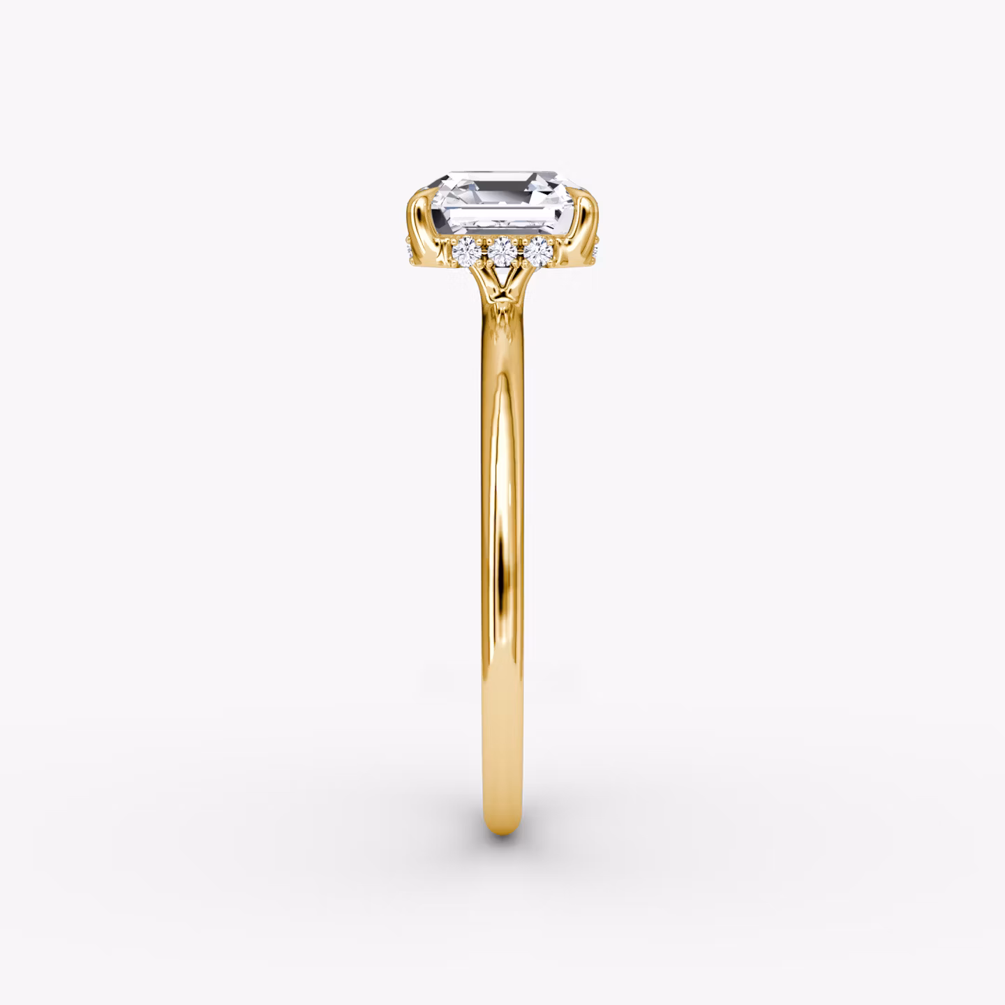 The Signature | Asscher | 18k | Yellow Gold | bandAccent: Plain | bandWidth: standard | hiddenHalo: yes | diamondOrientation: vertical | caratWeight: other