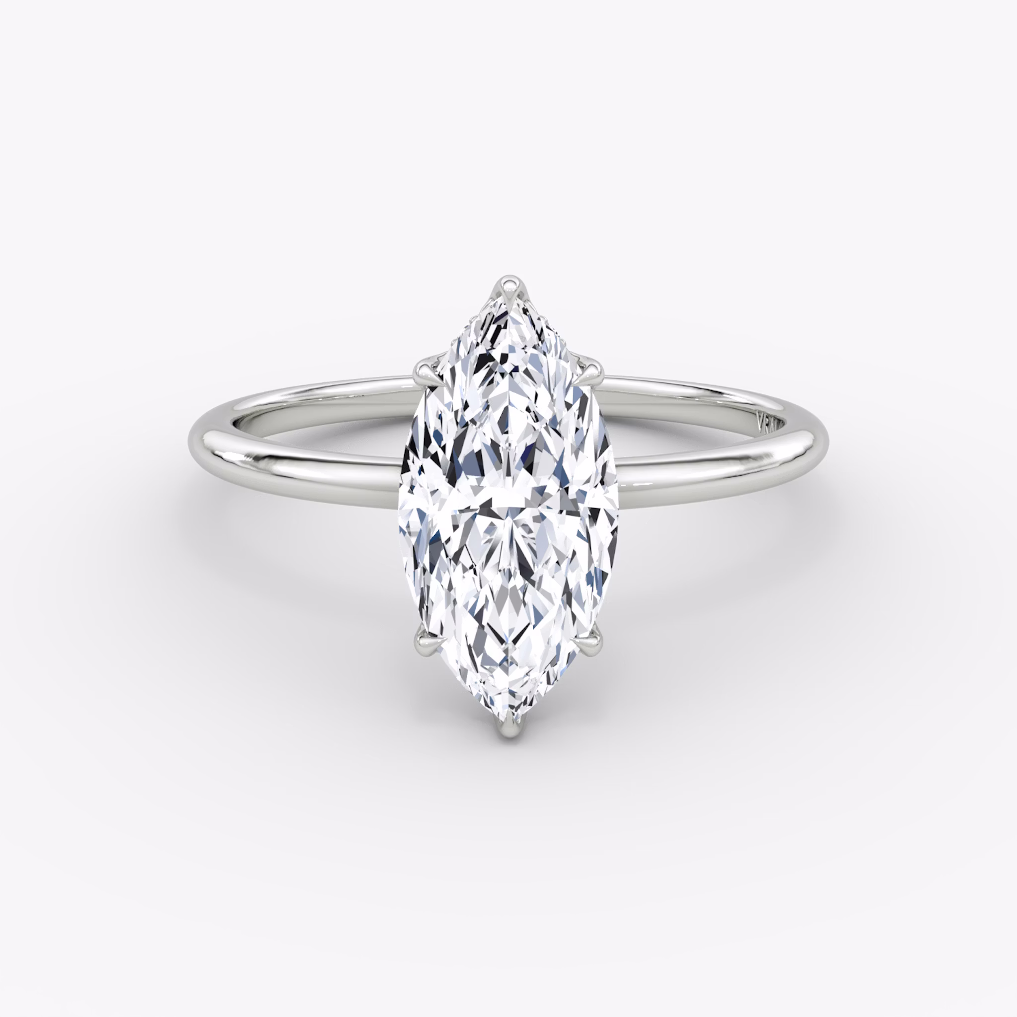 Anillo de compromiso Signature | Marquise | 18k | Oro blanco | bandAccent: Simple | bandWidth: standard | hiddenHalo: yes | diamondOrientation: vertical | caratWeight: other