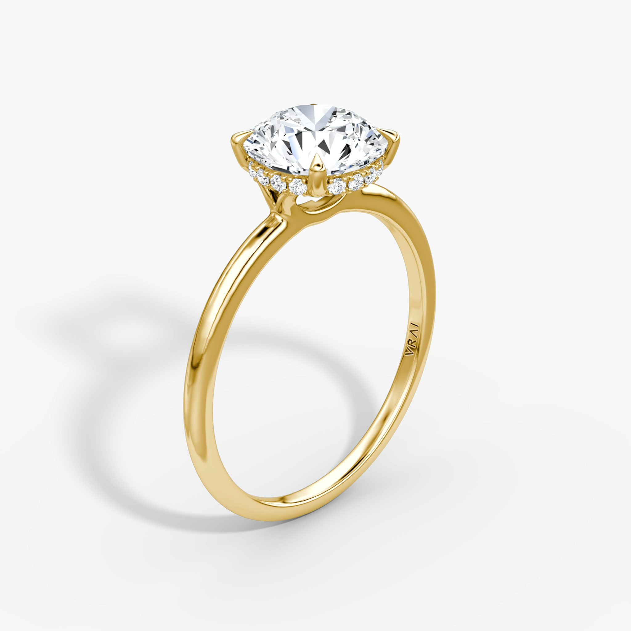 Signature | Rund | 18k | Gelbgold | bandAccent: Ohne Pavé-Besatz | bandWidth: standard | caratWeight: 2.0ct | hiddenHalo: yes | diamondOrientation: vertical
