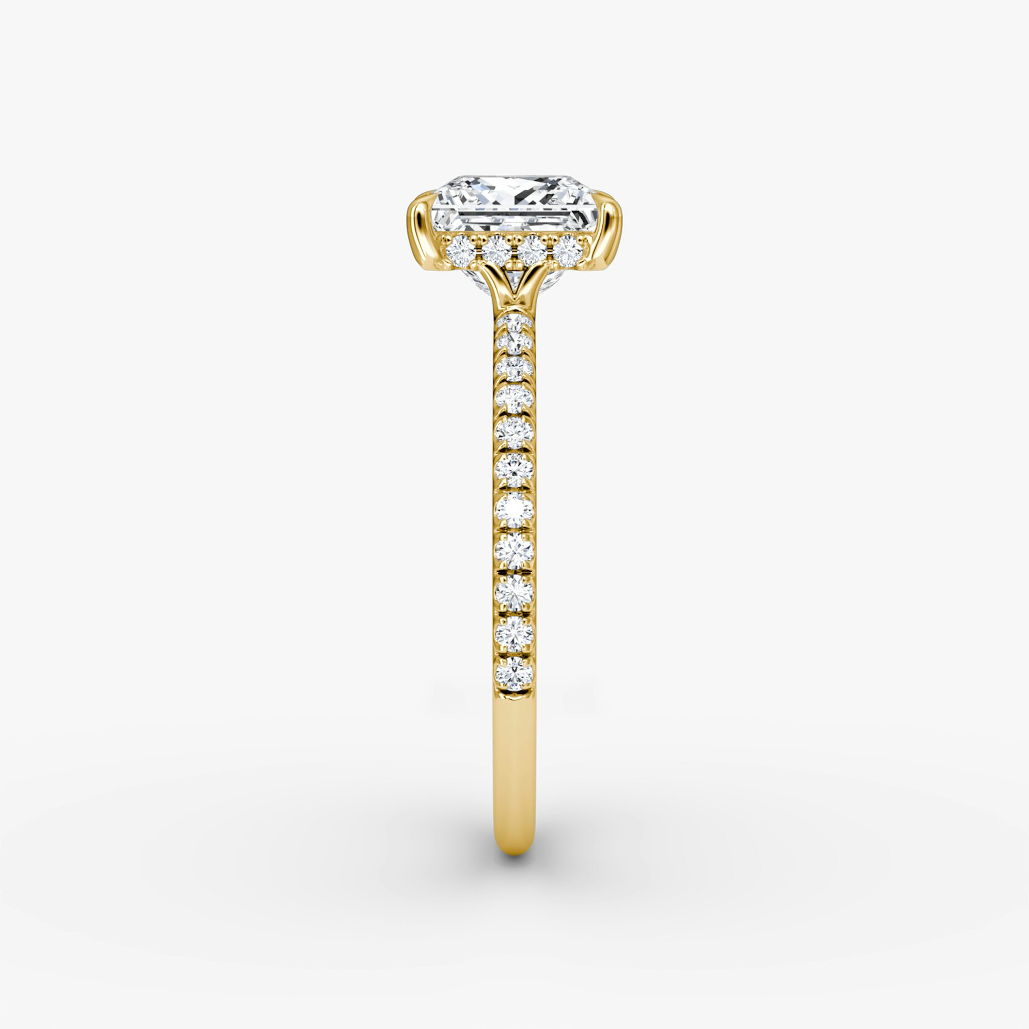 The Signature | Princess | 18k | Yellow Gold | bandAccent: Pavé | bandWidth: standard | hiddenHalo: yes | diamondOrientation: vertical | caratWeight: other