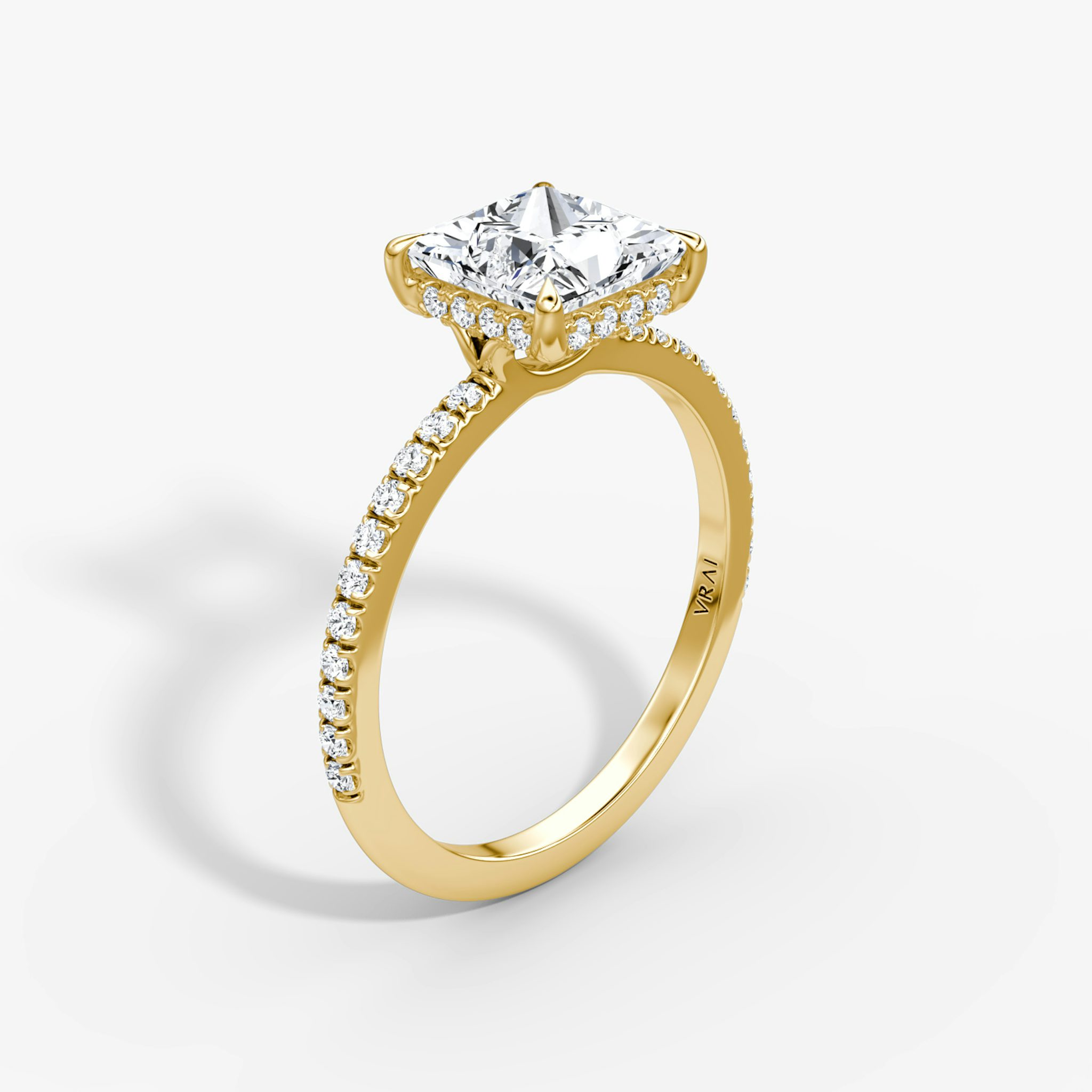 The Signature | Princess | 18k | Yellow Gold | bandAccent: Pavé | bandWidth: standard | hiddenHalo: yes | diamondOrientation: vertical | caratWeight: other