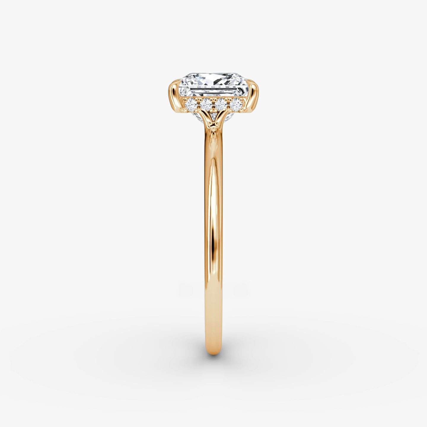 Anillo de compromiso Signature | Princesa | 14k | Oro rosa | bandAccent: Simple | bandWidth: standard | hiddenHalo: yes | diamondOrientation: vertical | caratWeight: other