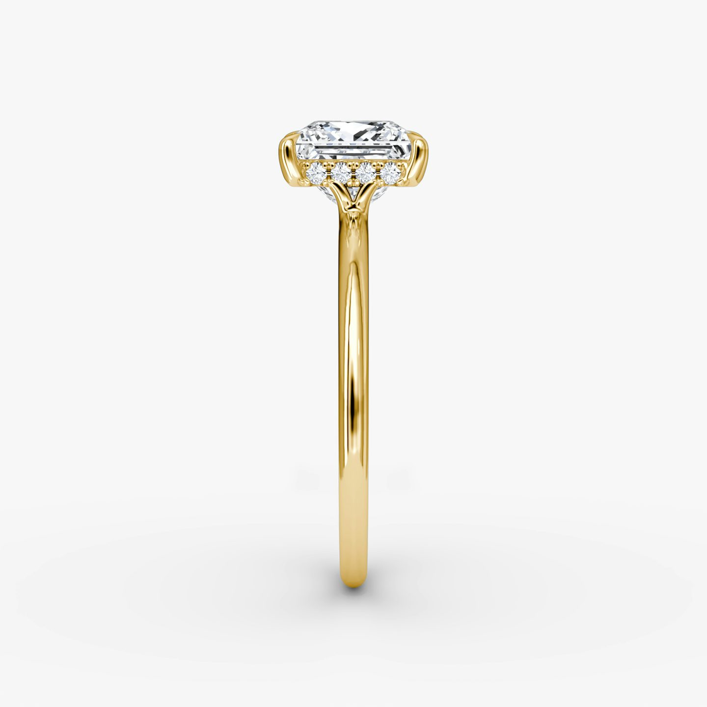 The Signature | Princess | 18k | Yellow Gold | bandAccent: Plain | bandWidth: standard | hiddenHalo: yes | diamondOrientation: vertical | caratWeight: other