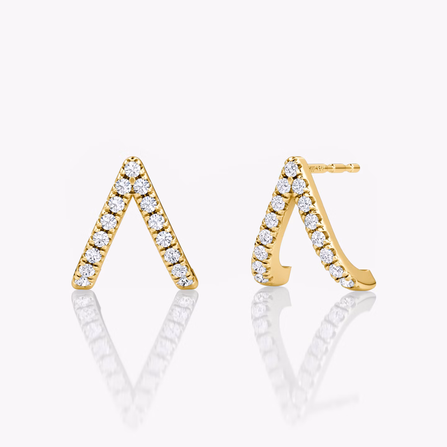 Reversed V Pavé Ohrstecker Rund | Yellow Gold