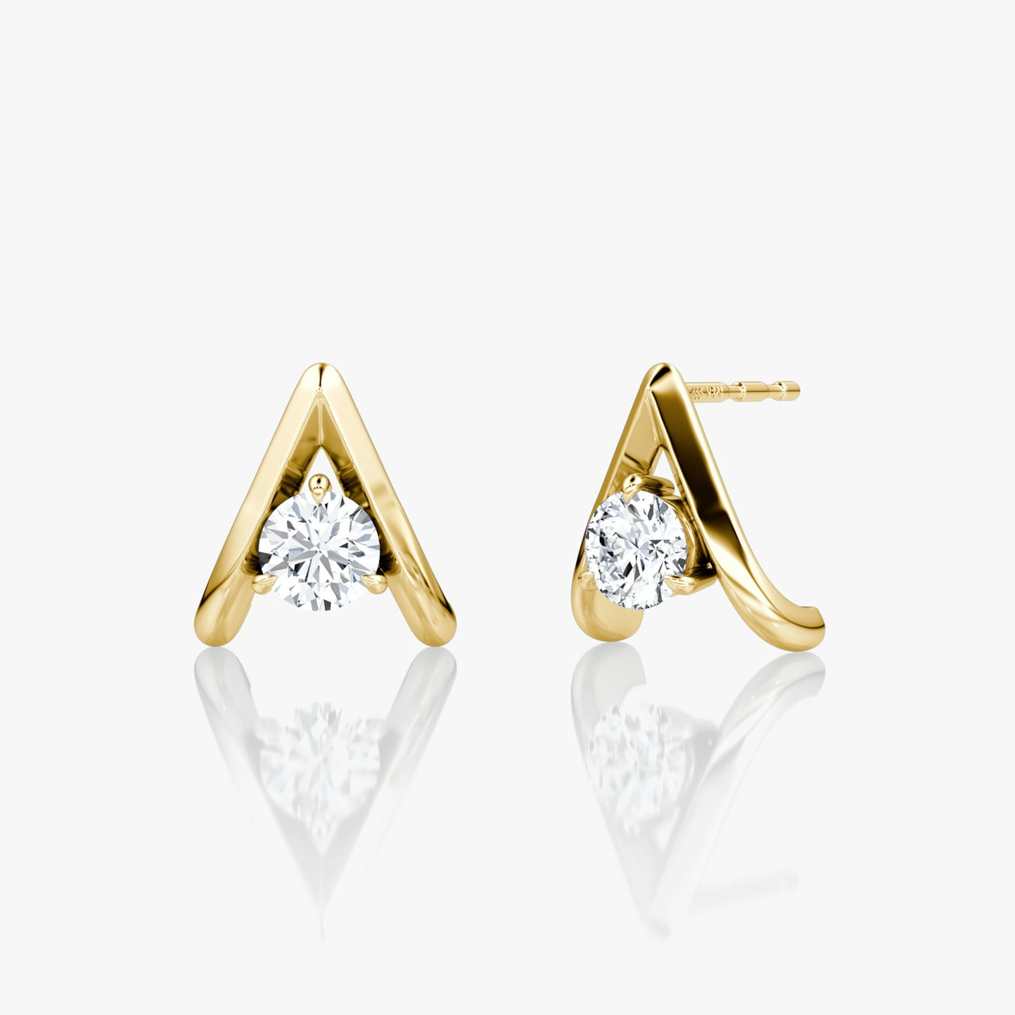VRAI Reversed V Stud | Round Brilliant | 14k | Yellow Gold | hoopAccent: Plain