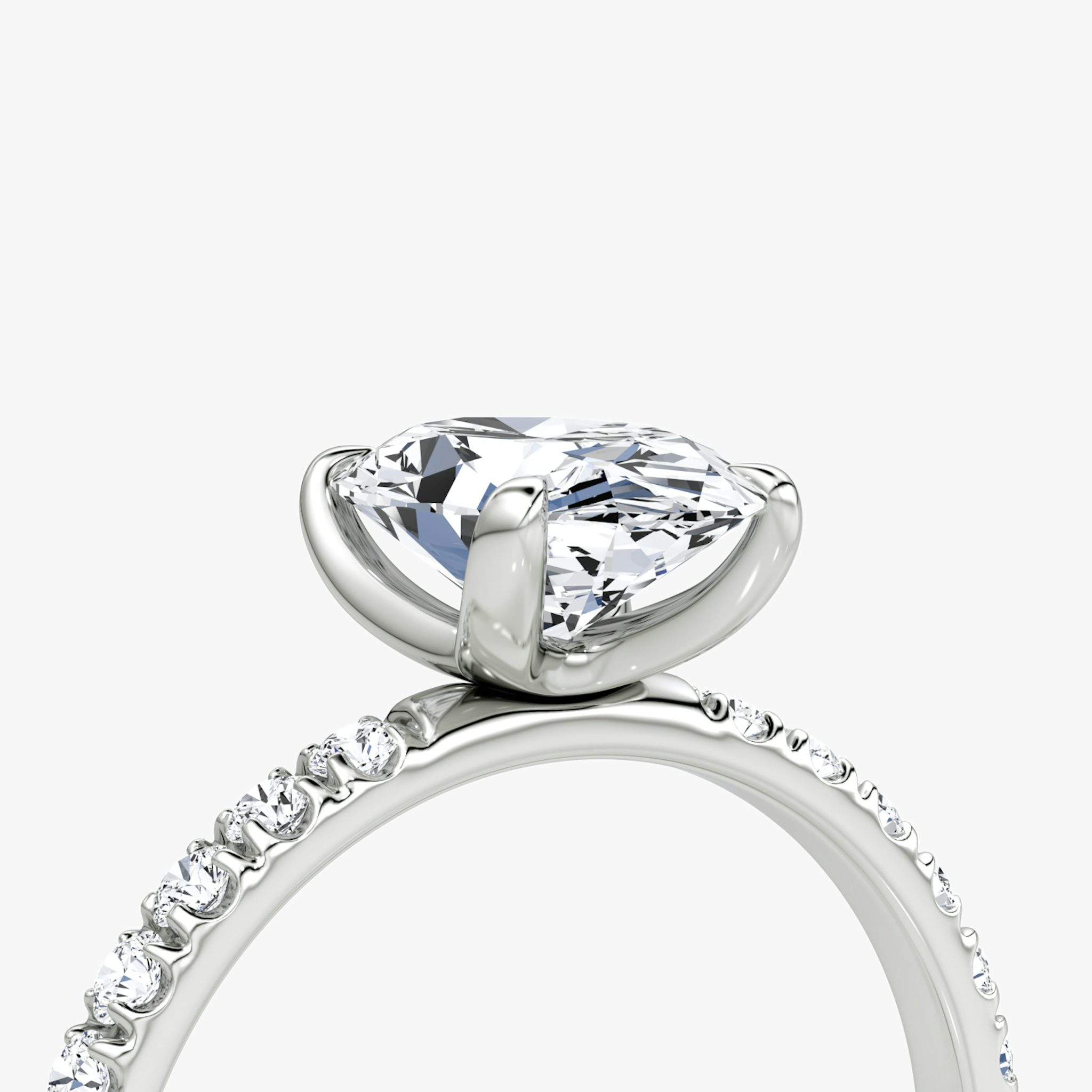 The Classic | Oval | Platinum | bandAccent: Pavé | bandWidth: large | diamondOrientation: vertical | caratWeight: other